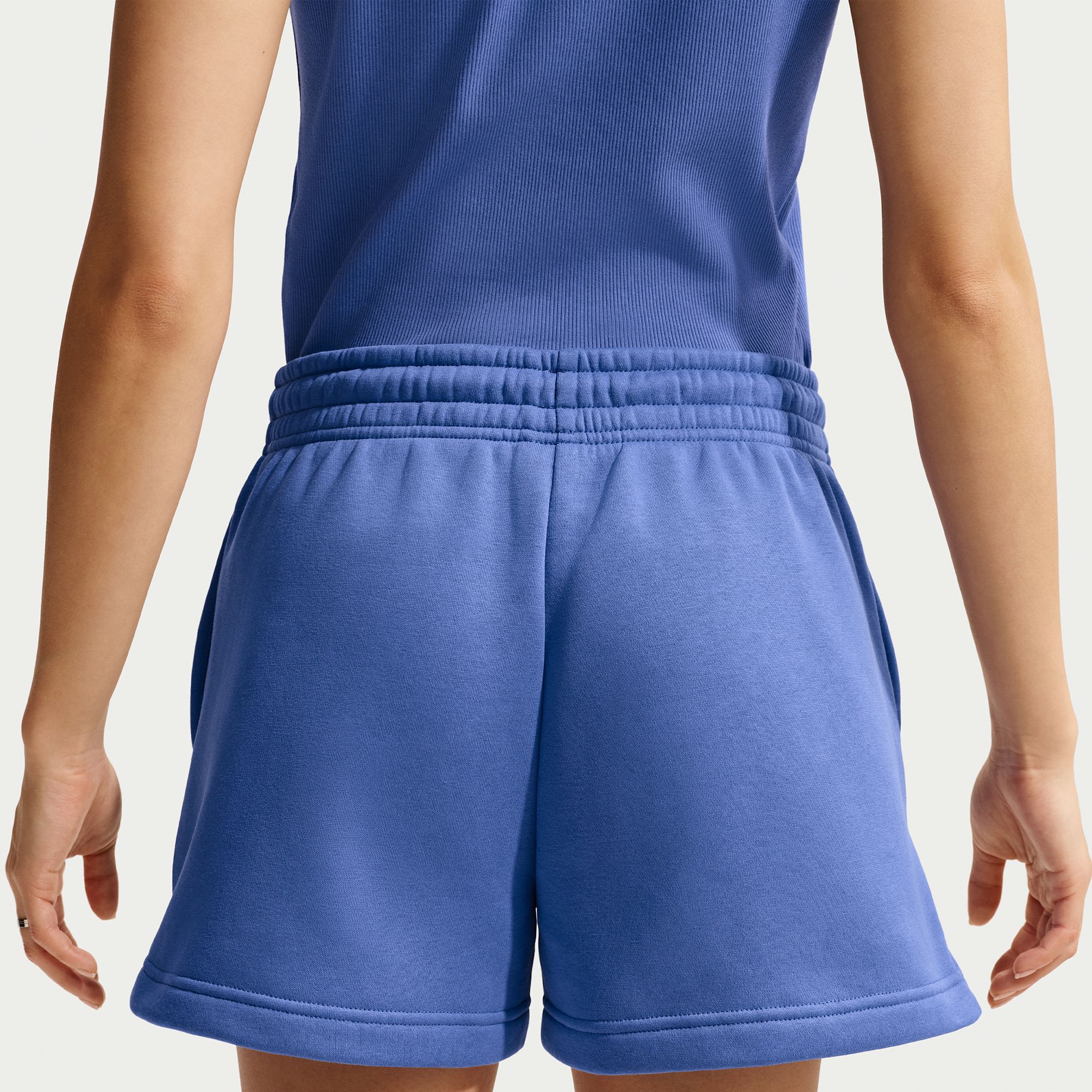 Nike Women's Sportswear Phoenix Fleece Mid-Rise 4" Shorts product image