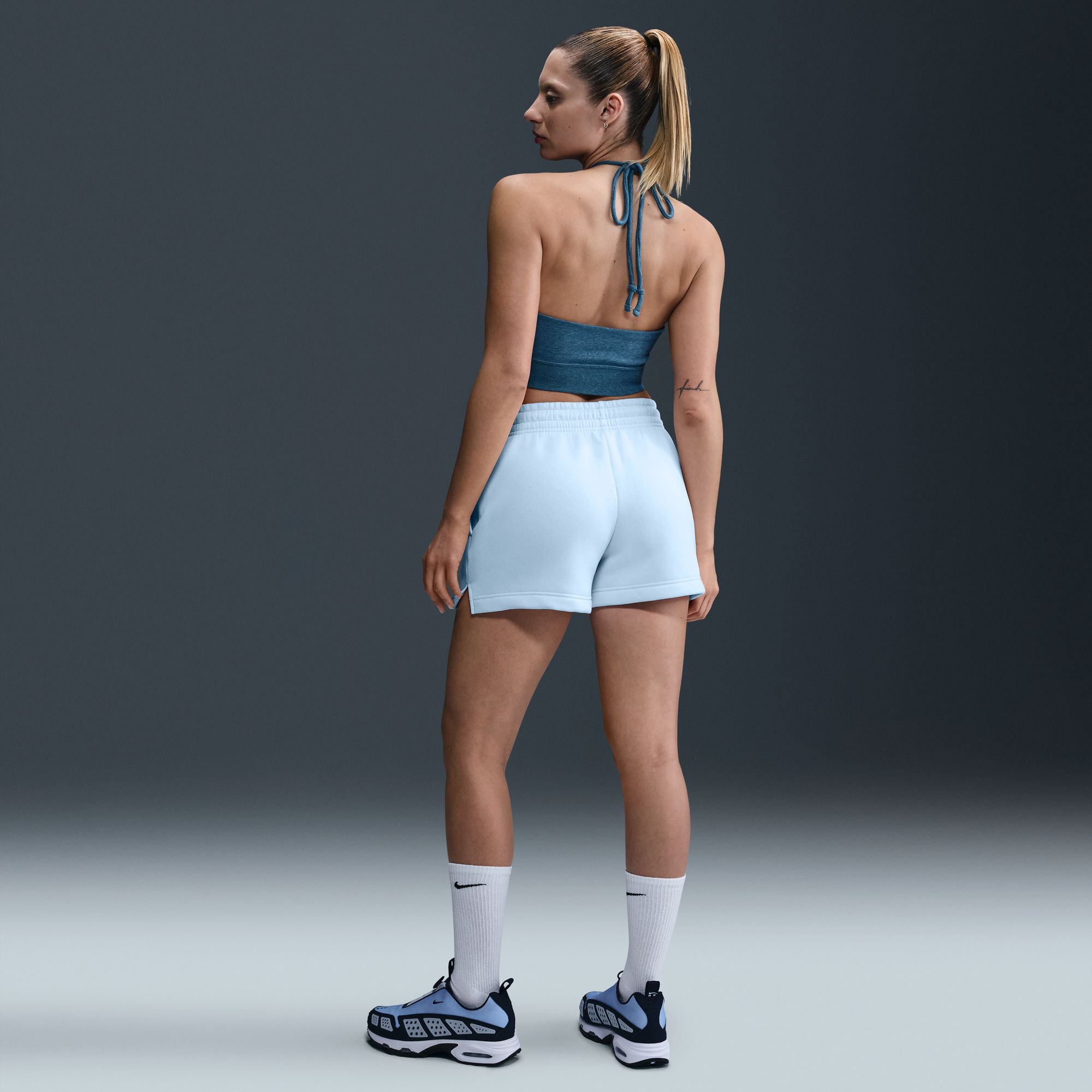 Nike Women's Sportswear Phoenix Fleece Mid-Rise 4" Shorts product image