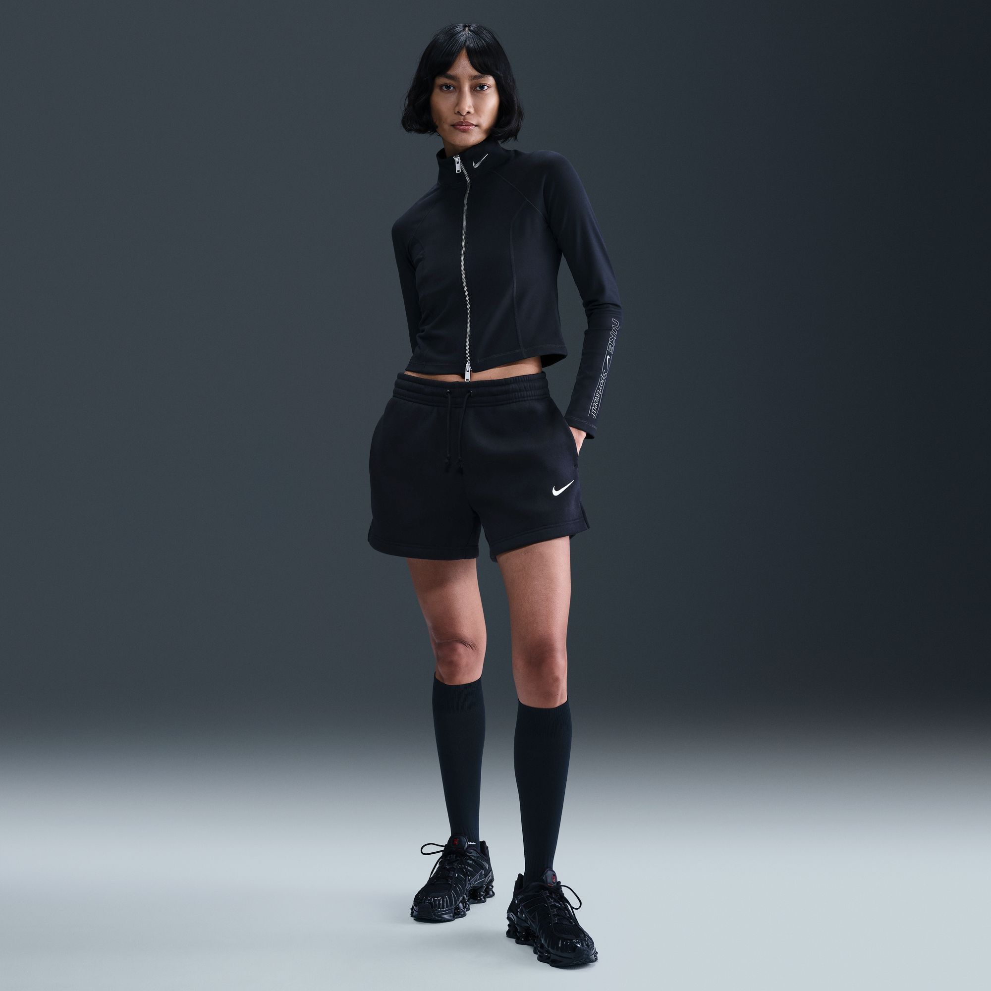 Nike Women's Sportswear Phoenix Fleece Mid-Rise 4" Shorts product image