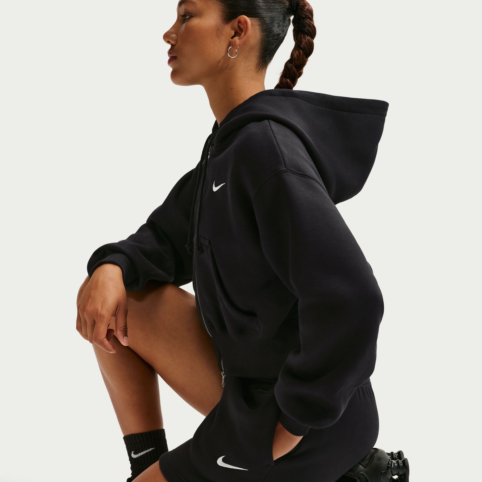 Nike Women's Sportswear Phoenix Fleece Mid-Rise 4" Shorts product image