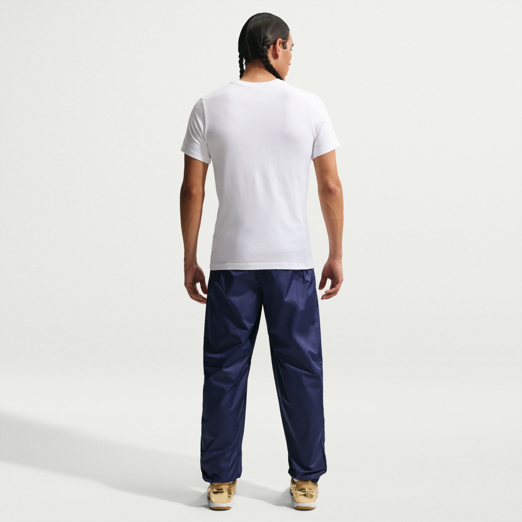 Nike Adult England 2026 Home Crest T-Shirt product image