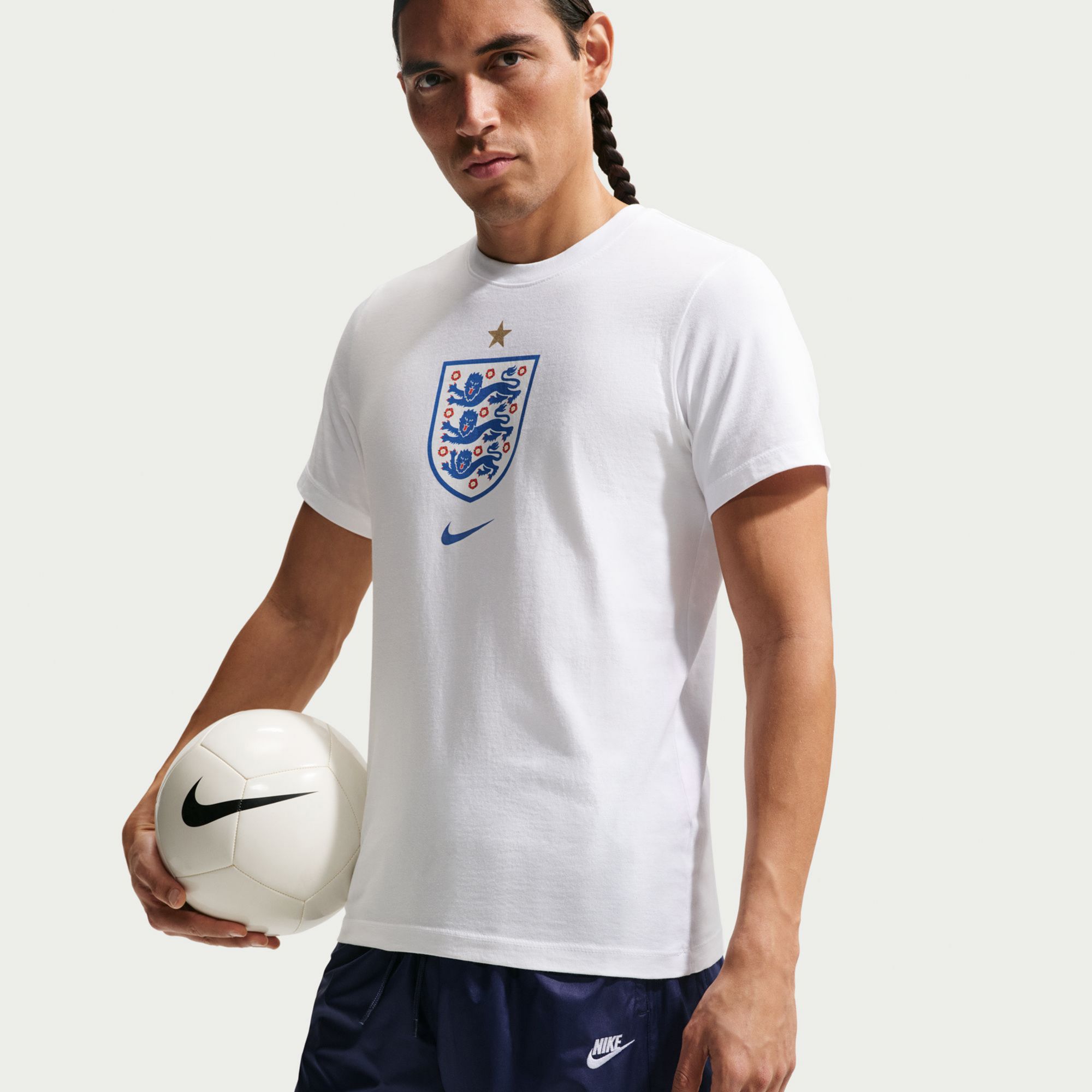 Nike Adult England 2026 Home Crest T-Shirt product image