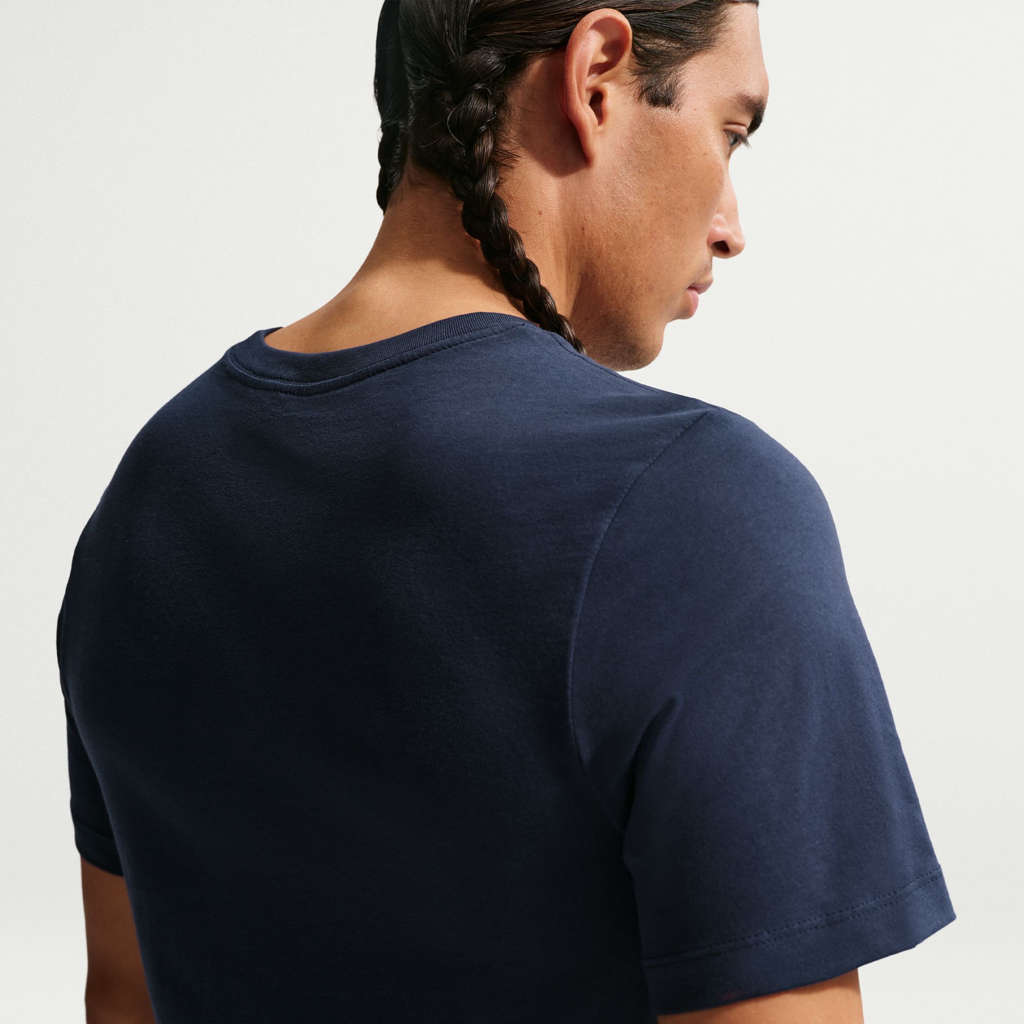 Nike Adult England 2026 Navy Home Crest T-Shirt product image