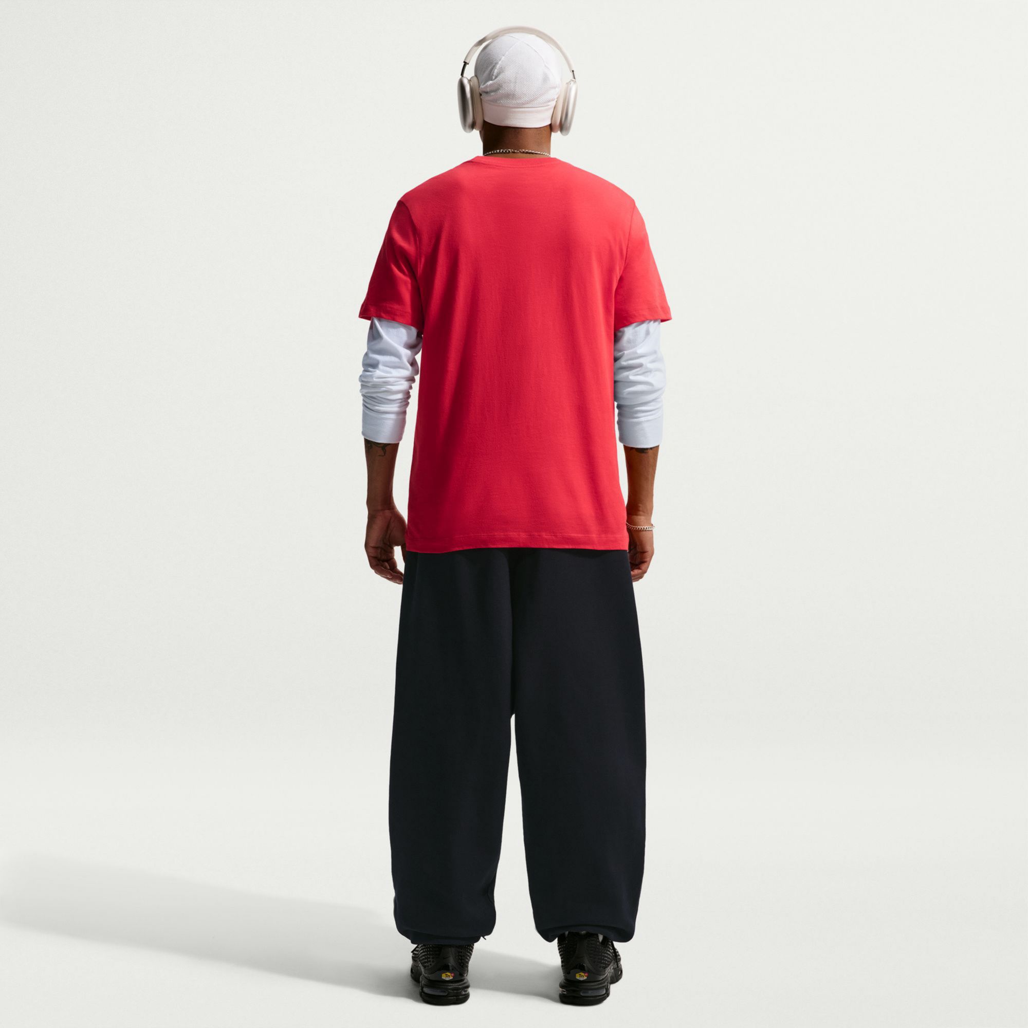 Nike Adult USMNT 2026 Home Crest T-Shirt product image