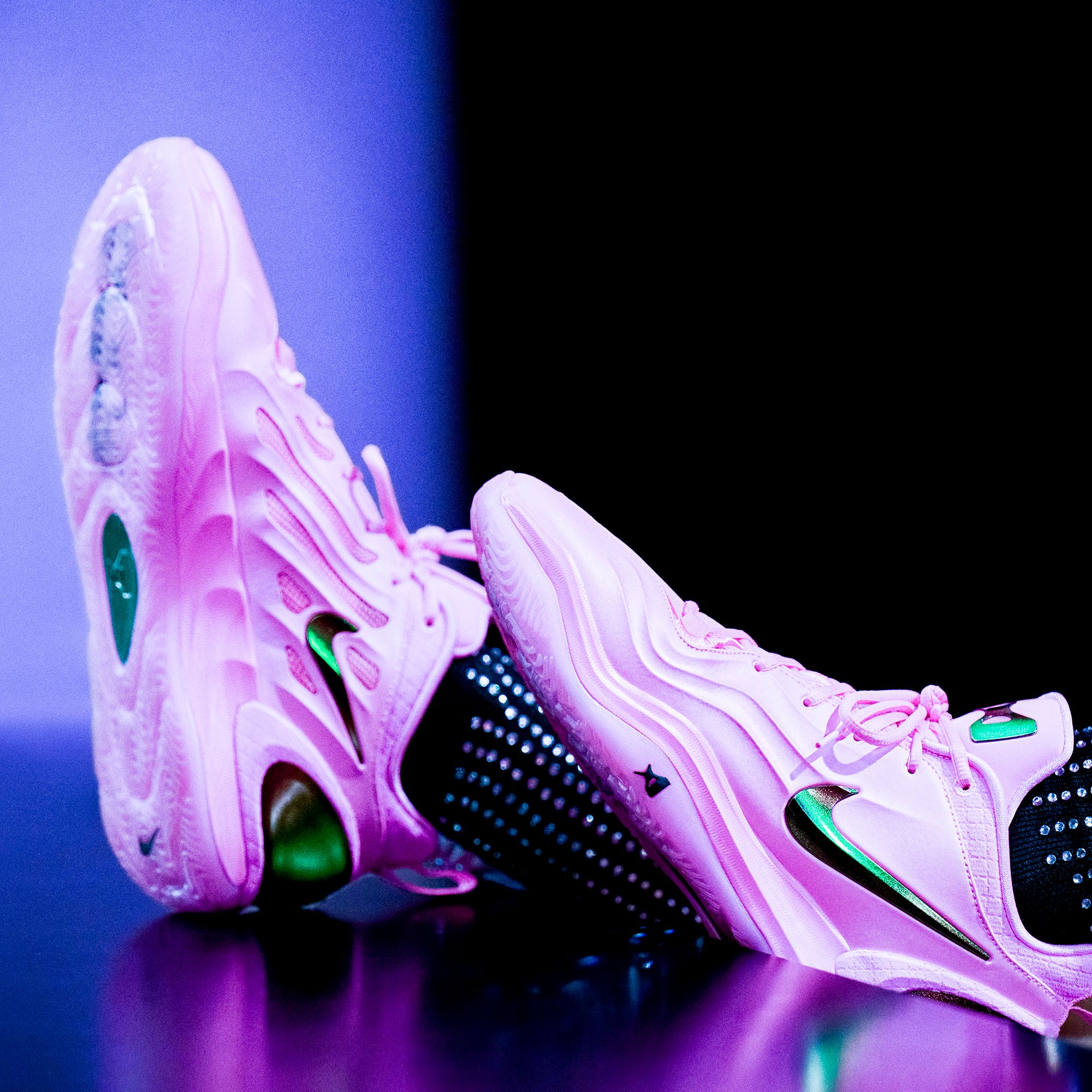 Nike Kids' Grade School A'Two 'A'Pink' Basketball Shoes product image