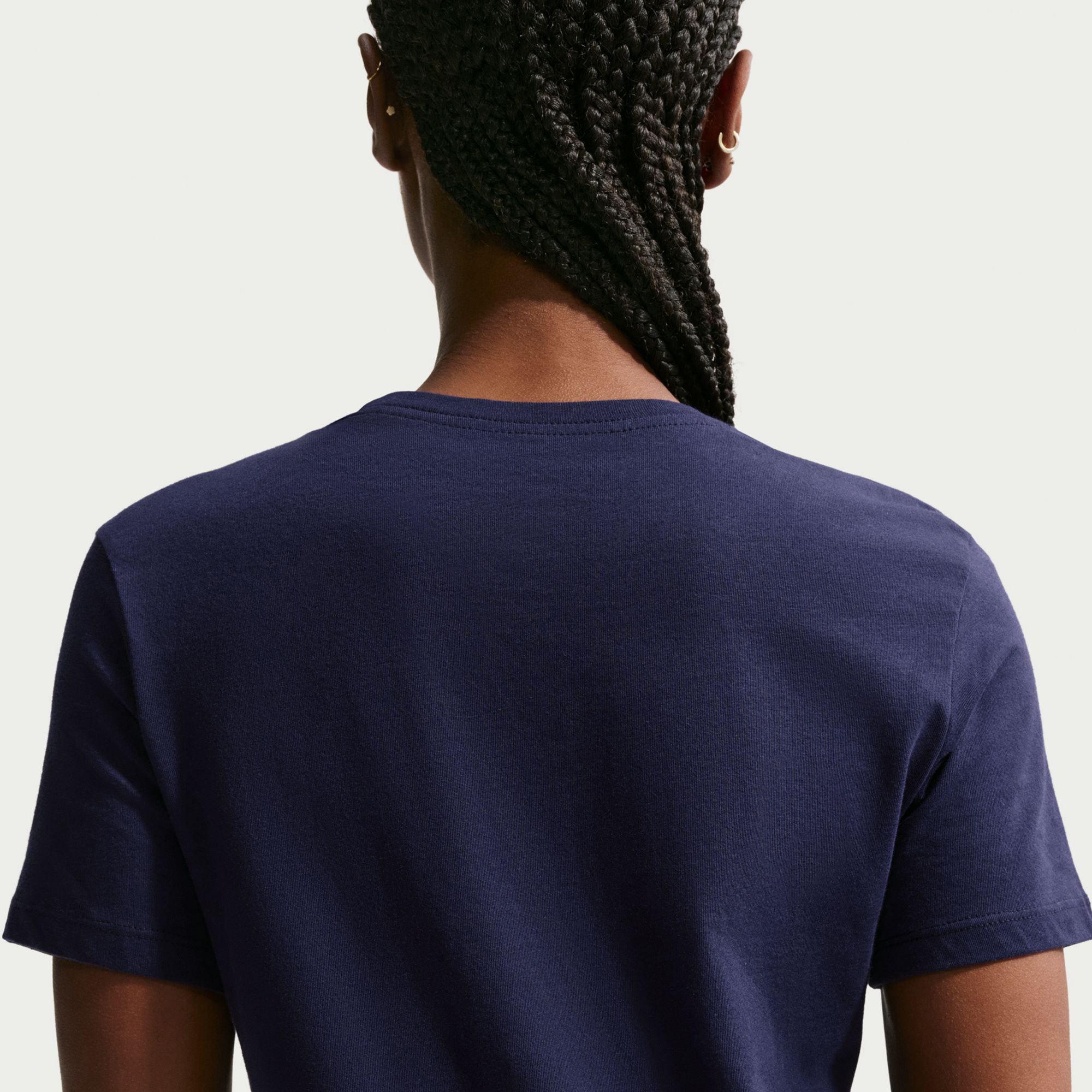 Nike Women's France 2026 Home Crest T-Shirt product image