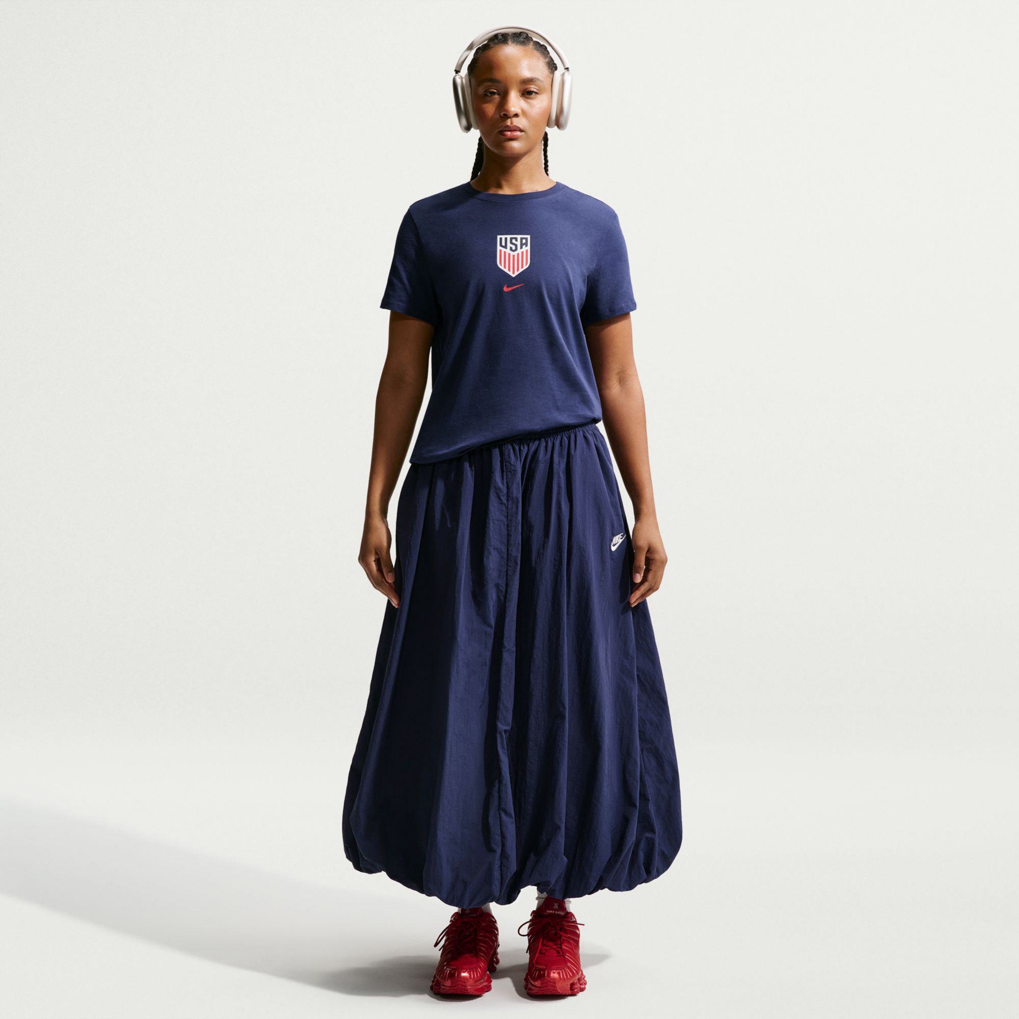 Nike Women's USMNT 2026 Away Crest T-Shirt product image