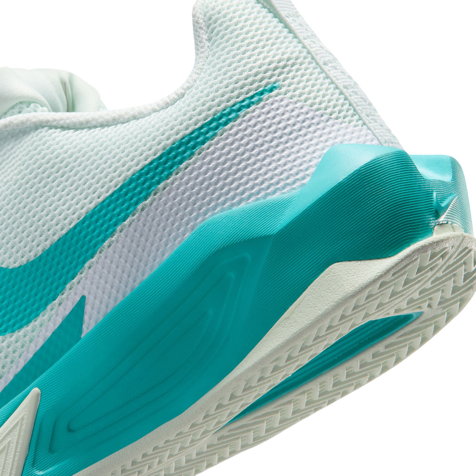 Nike Kids' Grade School S.T. Dynamite Shoes product image