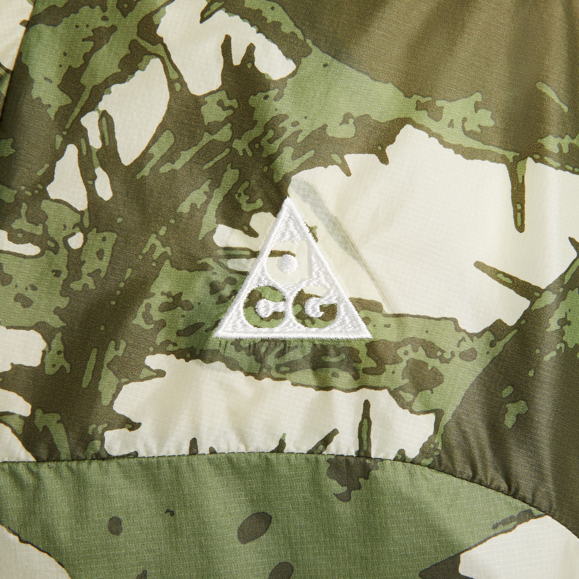 Nike Men's ACG Windproof Cinder Cone Printed Jacket product image