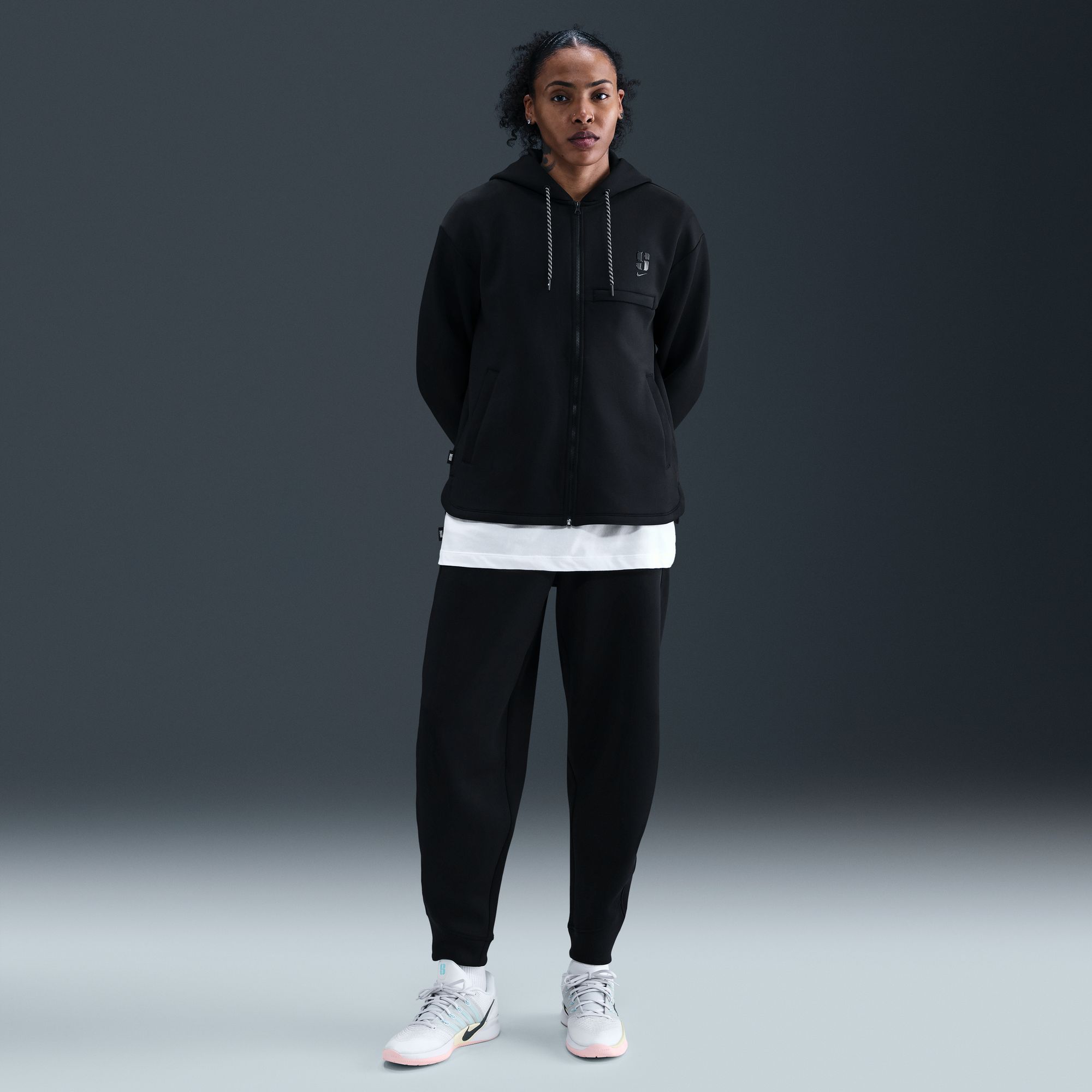 Nike Sabrina Ionescu Dri-FIT Loose Basketball Pants product image