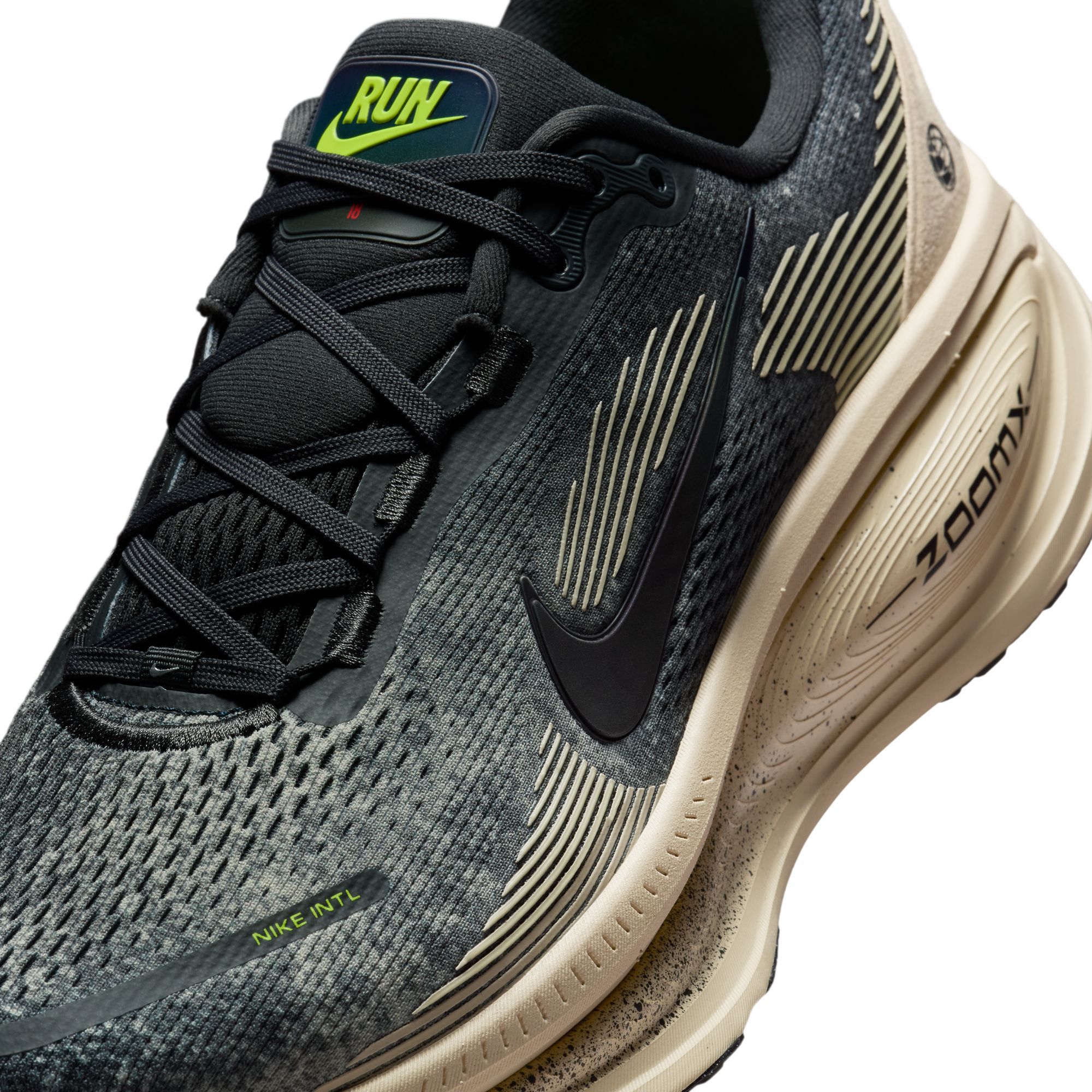 Nike Men's Vomero 18 Running Shoes product image