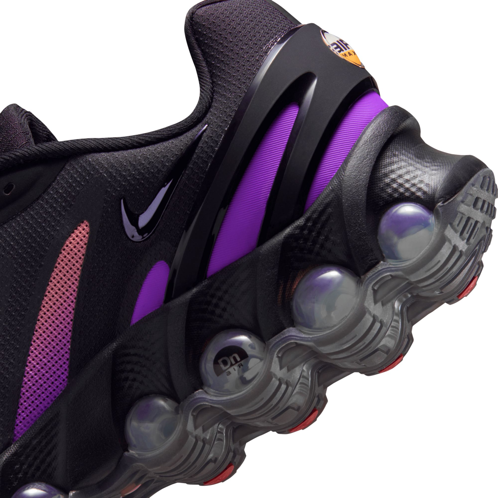 Nike Men's Air Max Dn8 Shoes product image