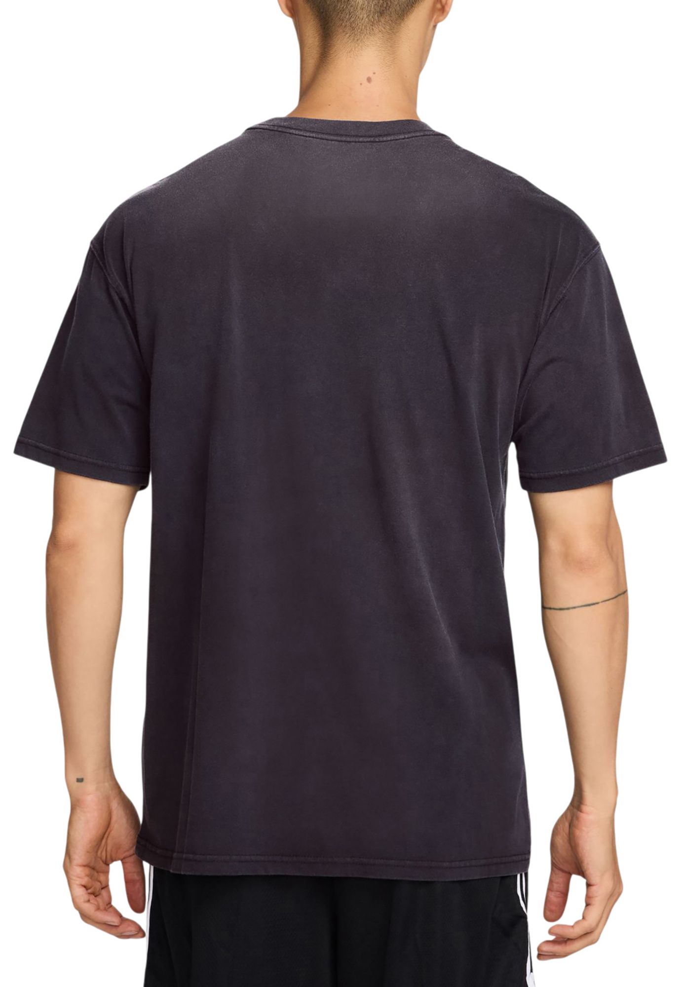 Nike Men's Retro Shapes Graphic T-Shirt product image