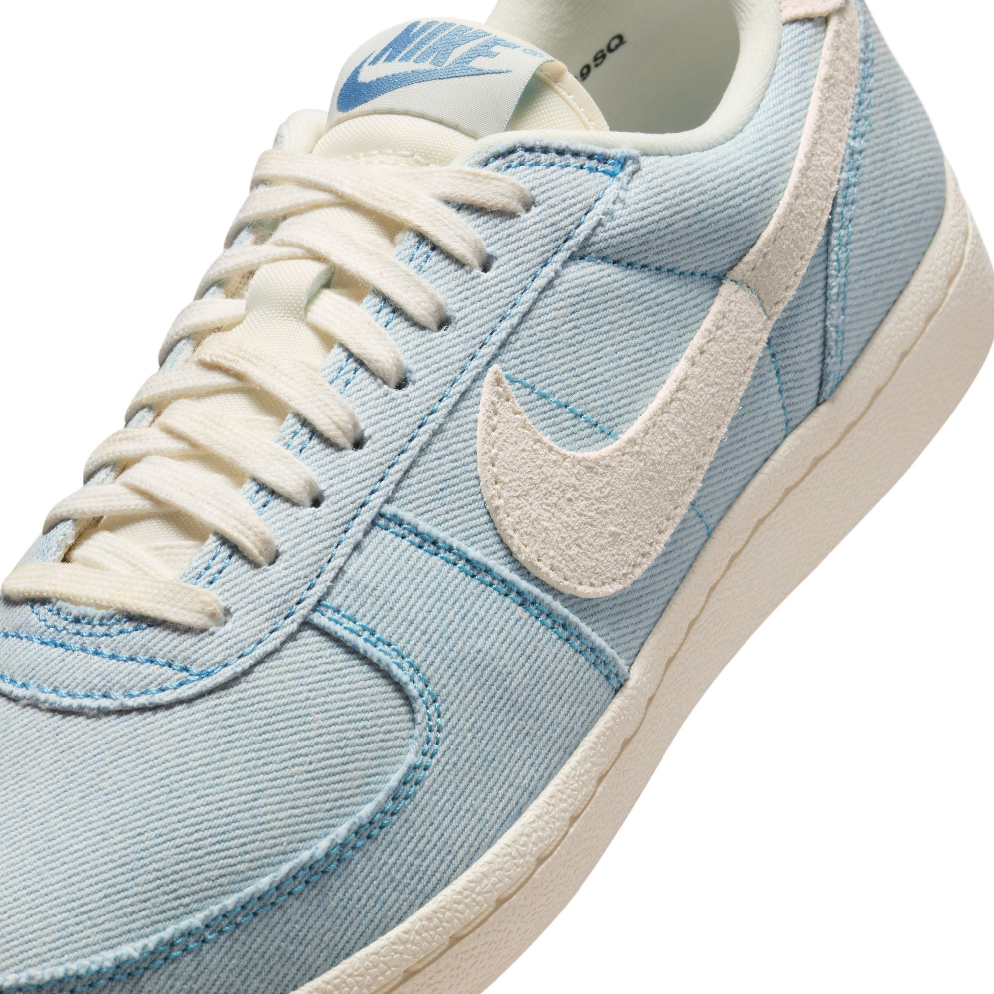 Nike Women's Field General Shoes product image