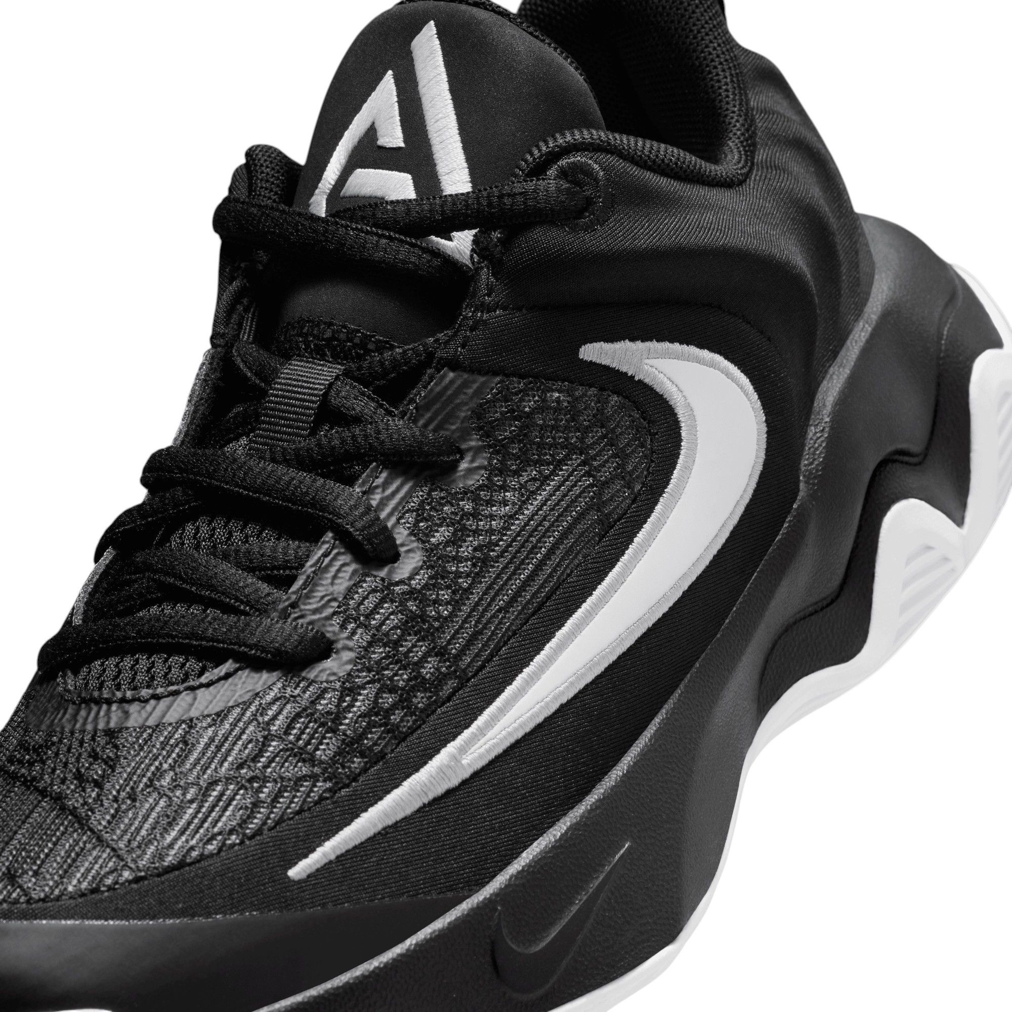 Nike Kids' Grade School Immortality 4 Basketball Shoes product image