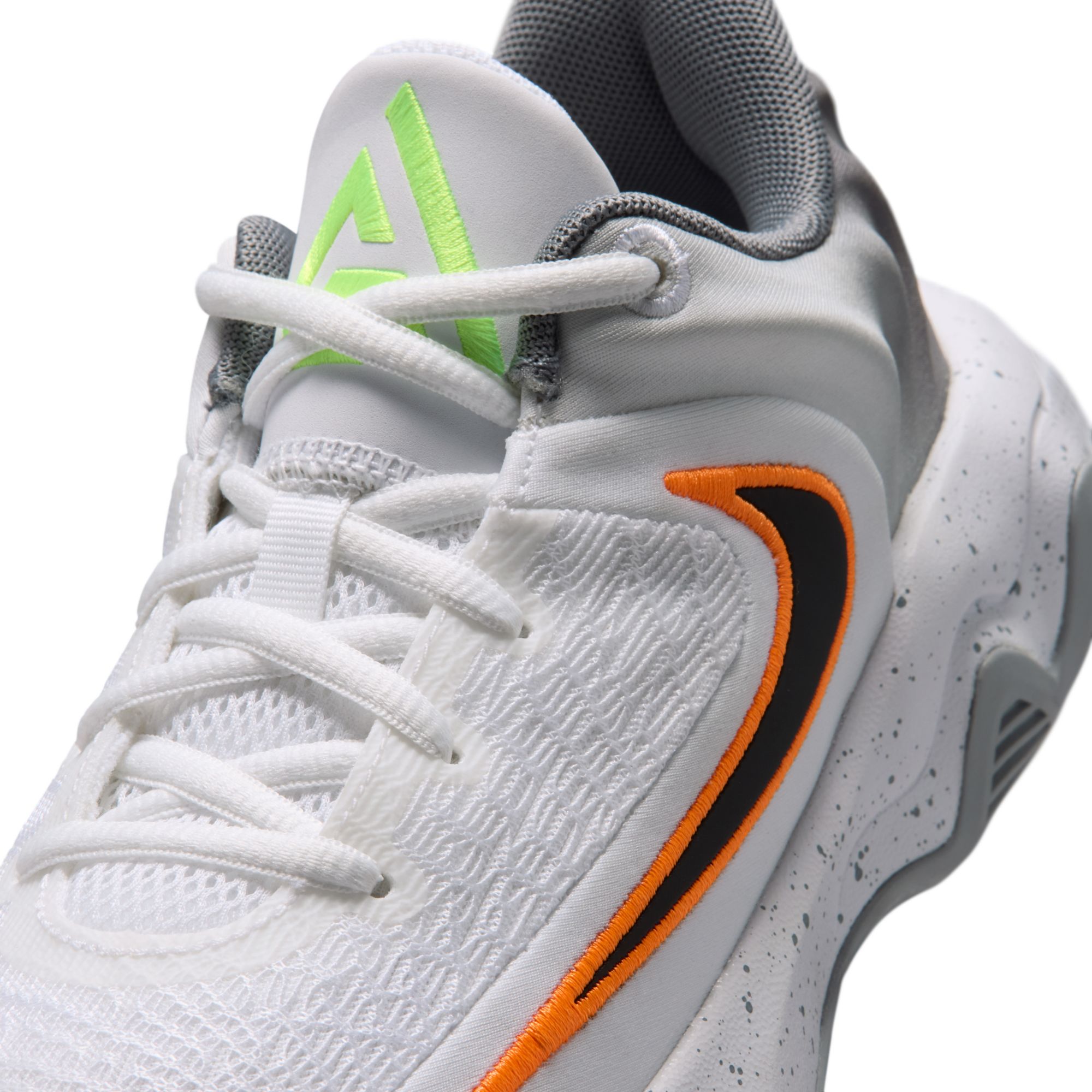 Nike Kids' Grade School Immortality 4 Basketball Shoes product image