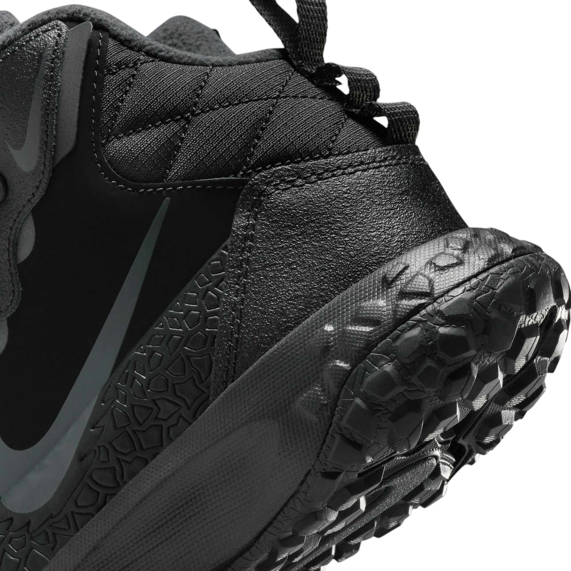 Nike Kids' Grade School Terrascout Boots product image