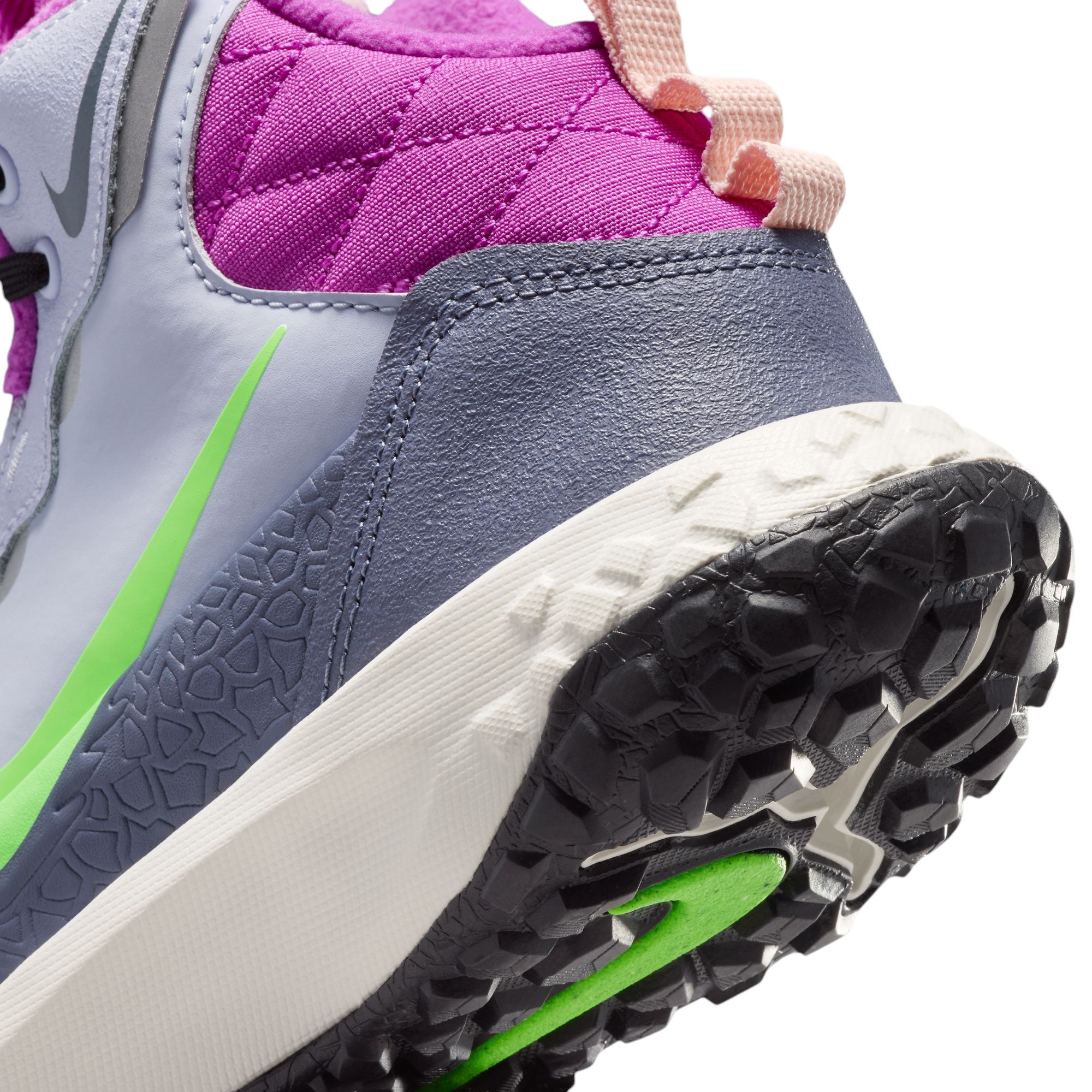 Nike Kids' Grade School Terrascout Boots product image