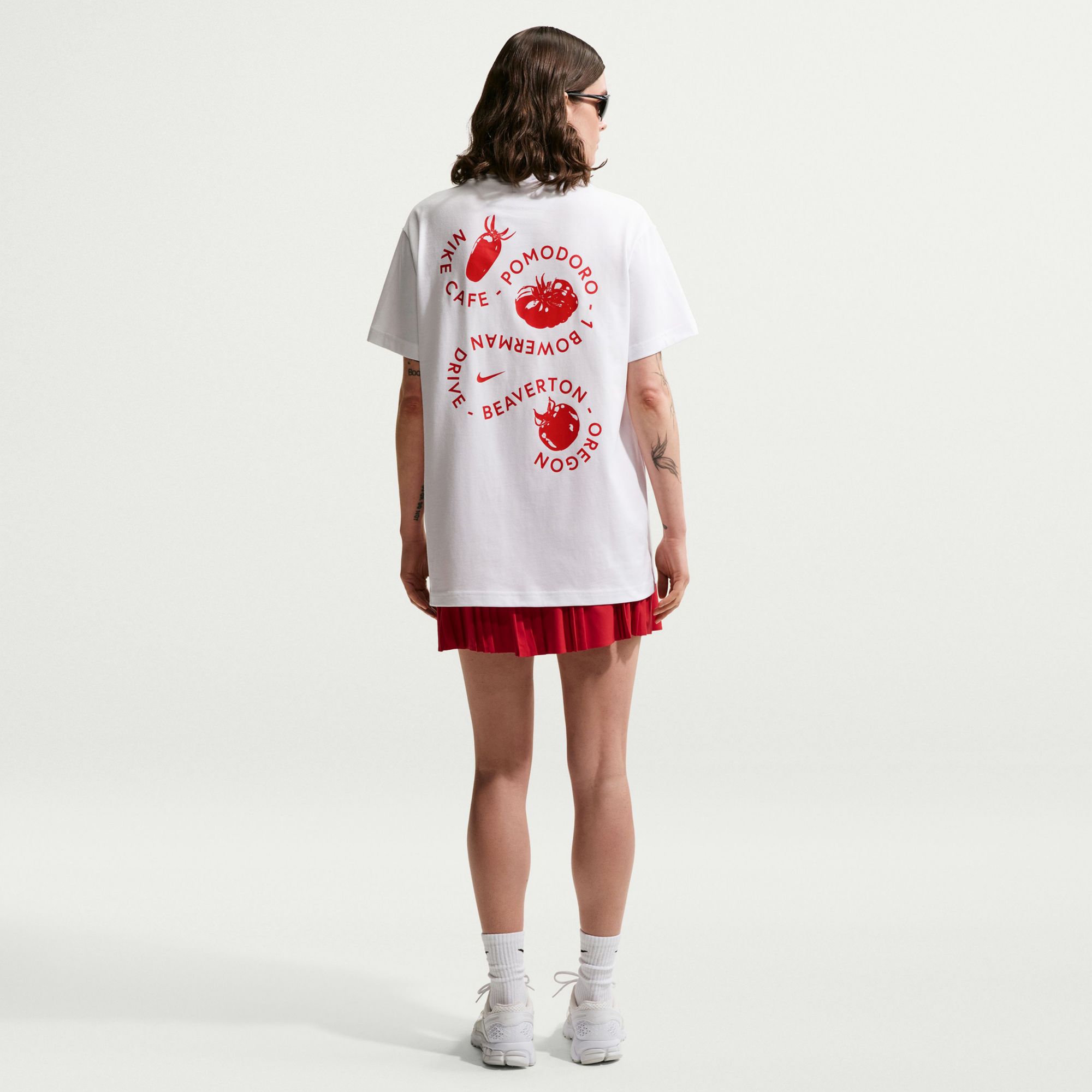 Nike Women's Sportswear Pomodoro Graphic T-Shirt product image