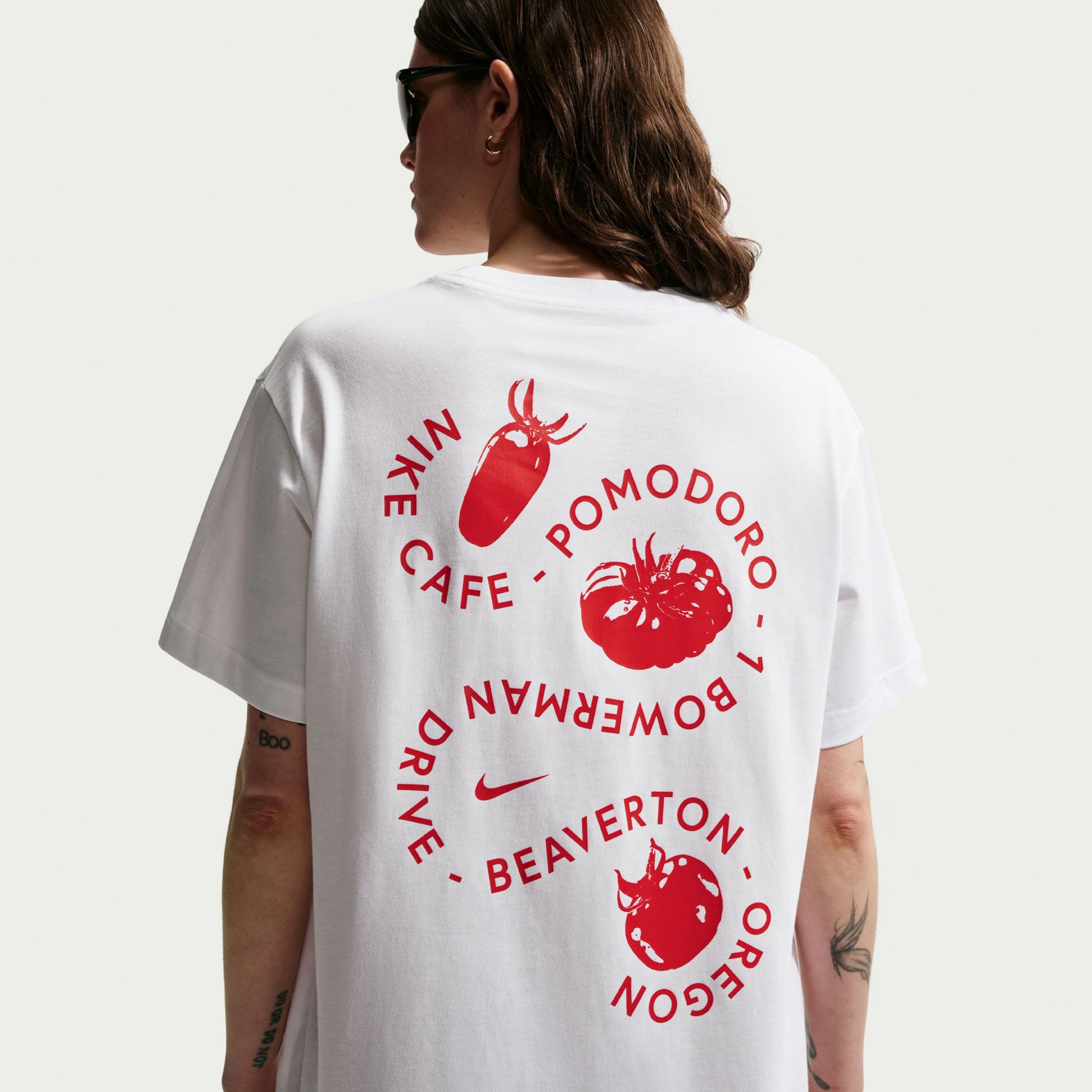 Nike Women's Sportswear Pomodoro Graphic T-Shirt product image