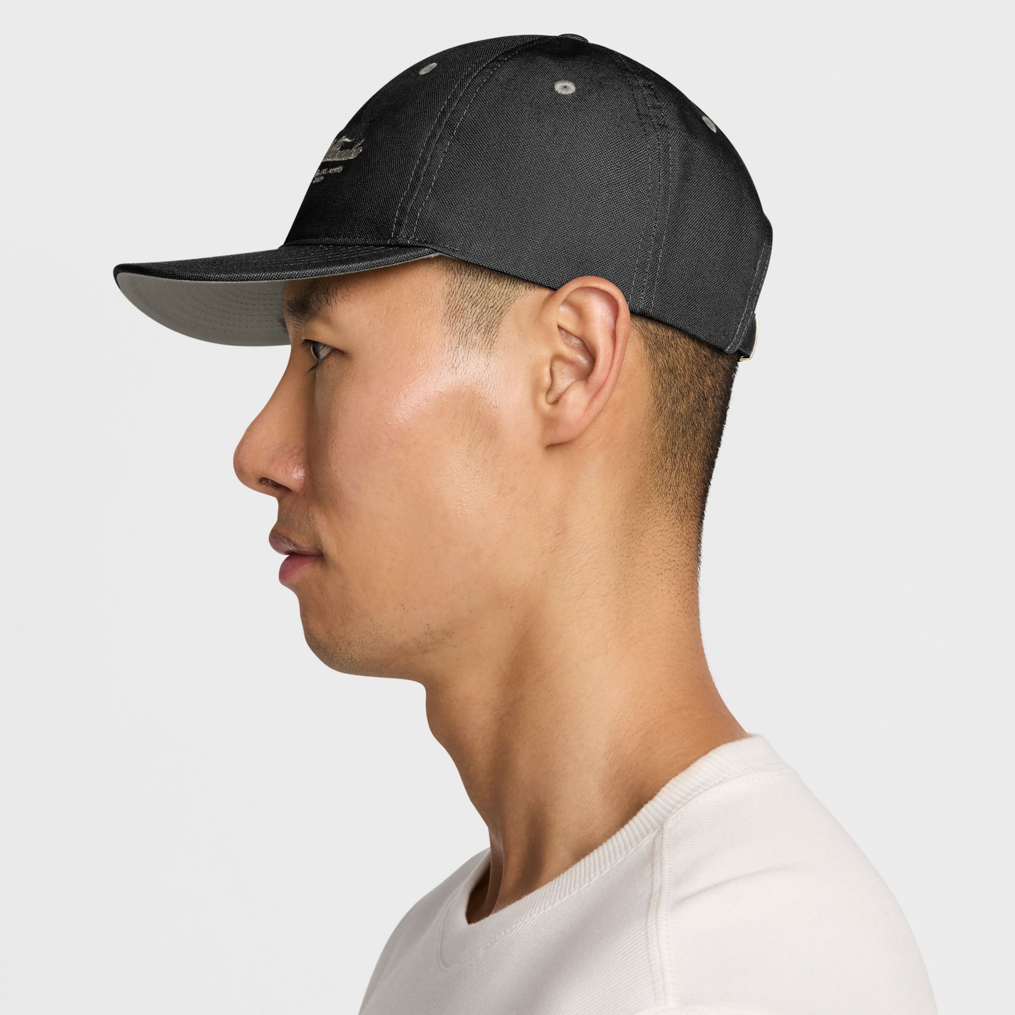 Nike Sportswear Unstructured Cap product image