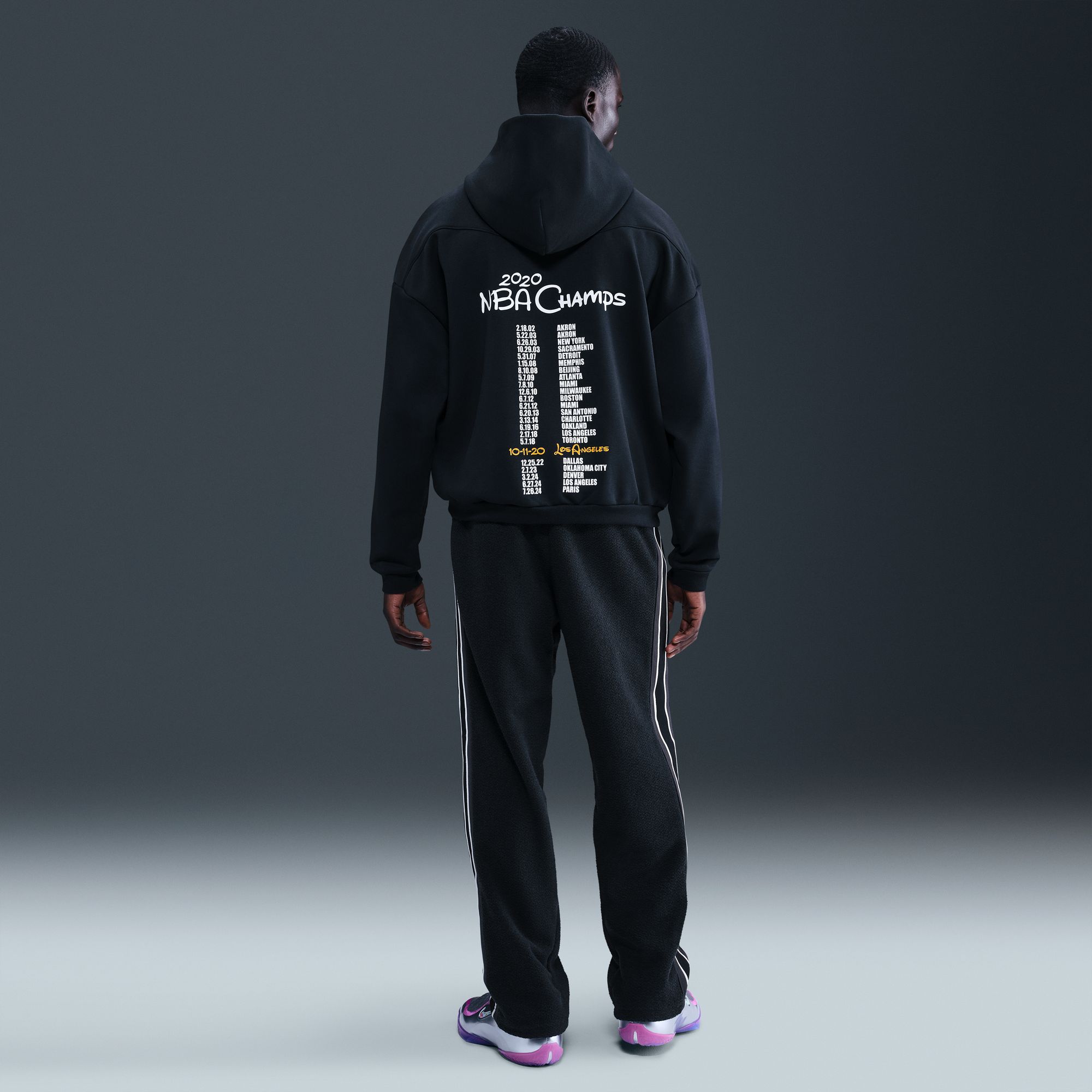 Nike Men's LeBron James Therma-FIT Bubble Boy Hoodie product image