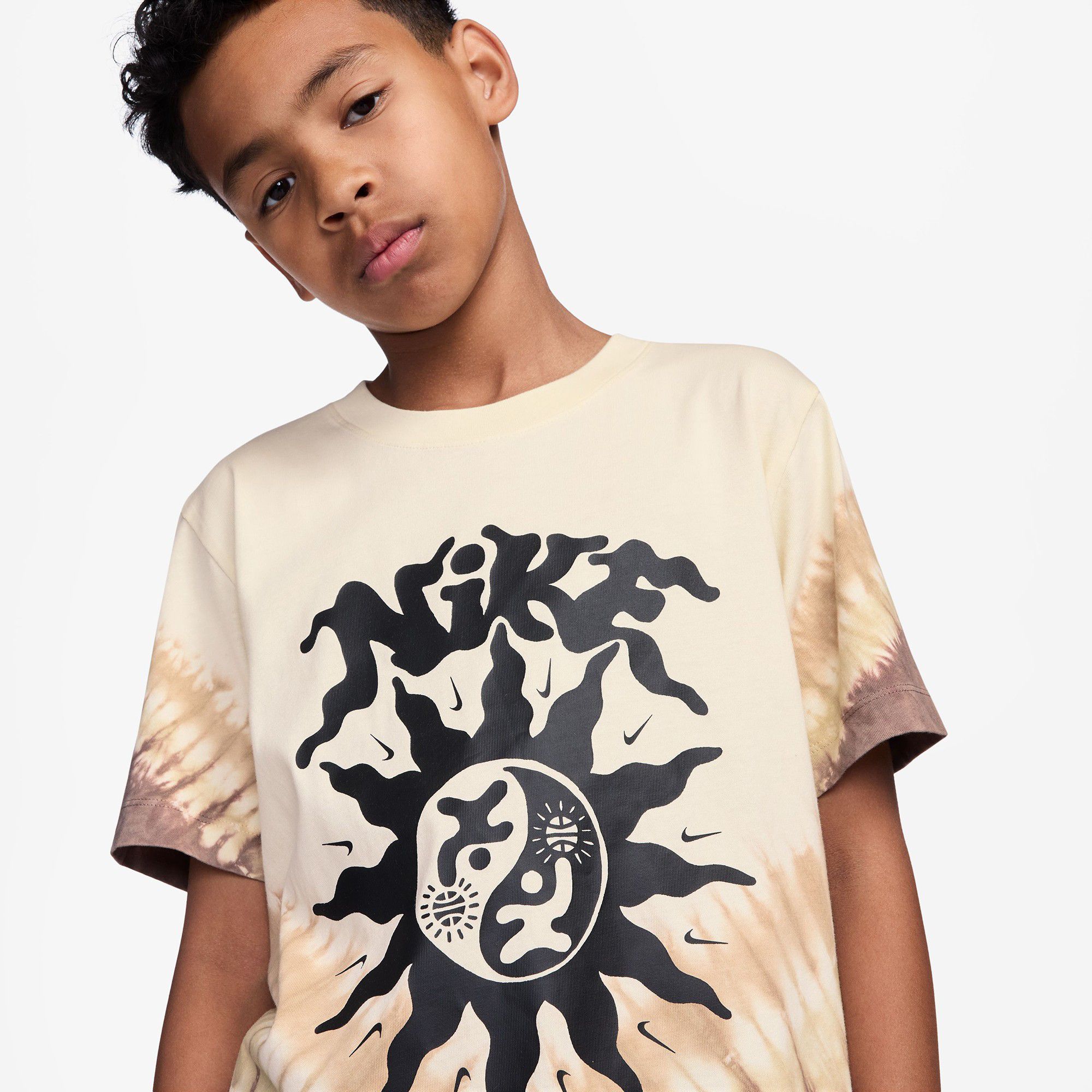 Nike Kids' Sportswear Basketball Graphic T-Shirt product image