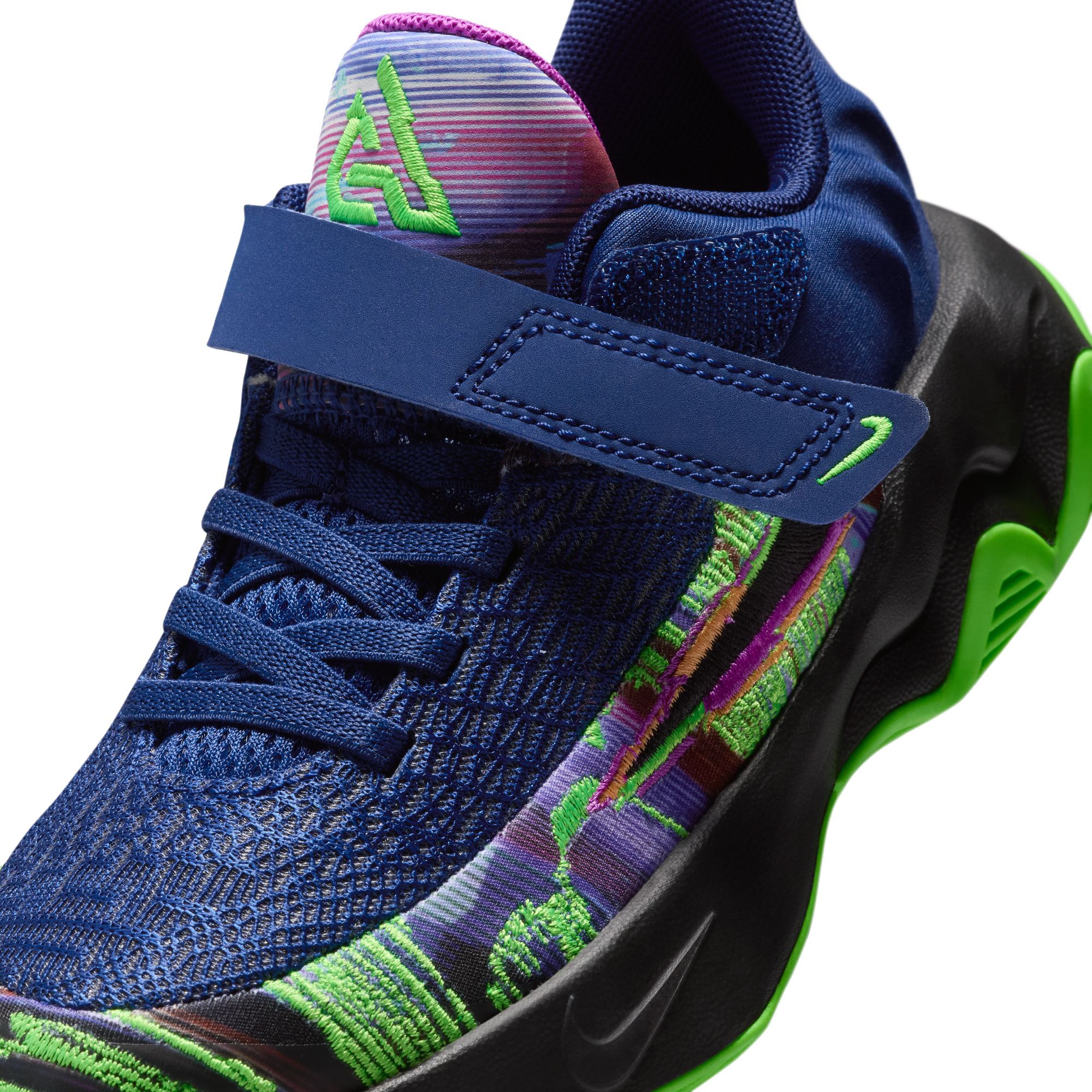 Nike Kids' Preschool Immortality 4 Basketball Shoes product image