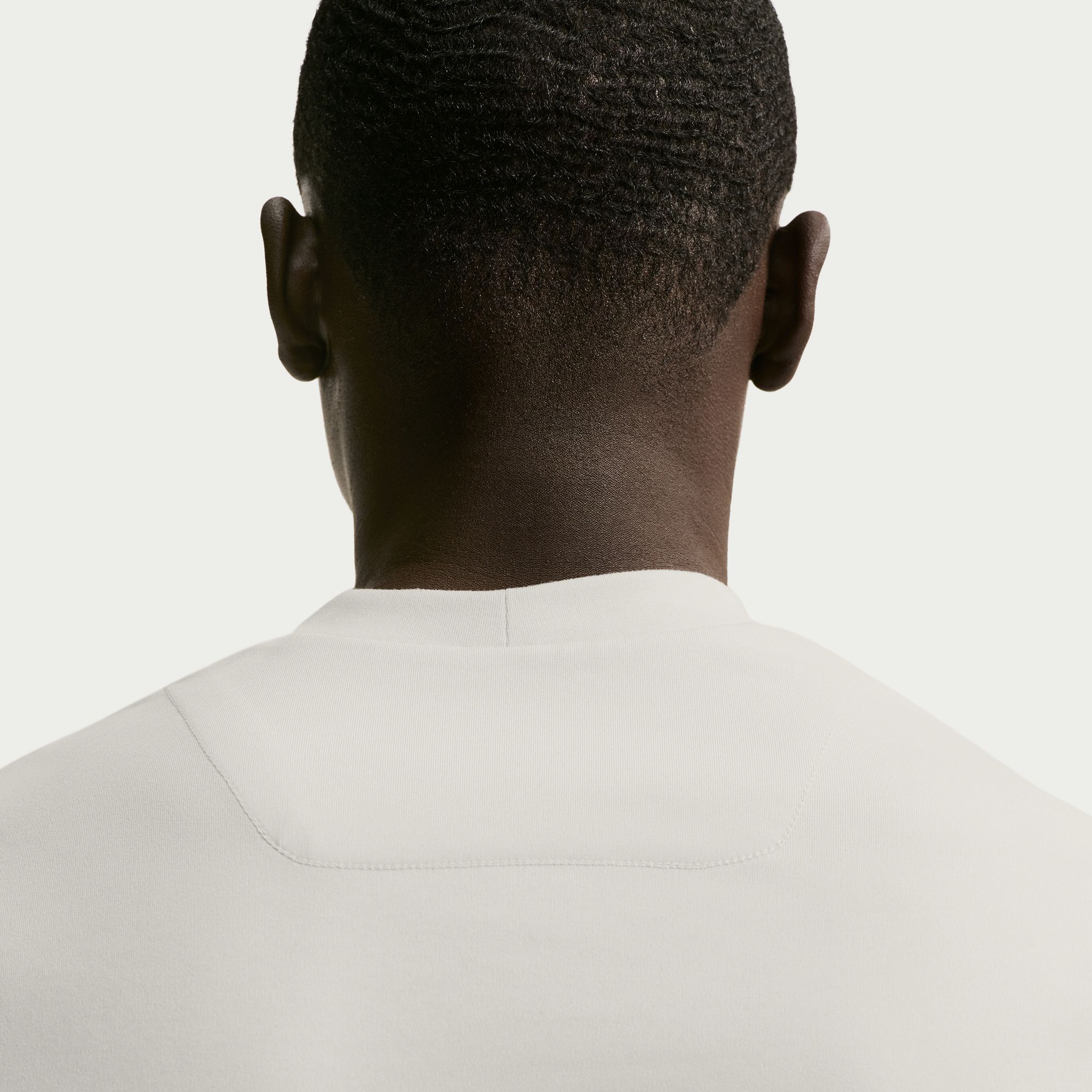 Nike Men's Dri-FIT Primary NanoKnit UV Protection Sweatshirt product image