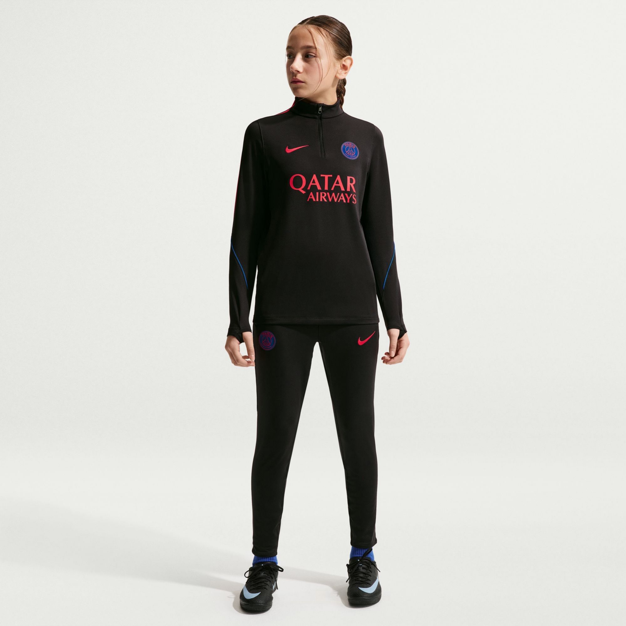 Nike Youth Paris Saint-Germain FC Black 2026 1/4-Zip Jacket product image
