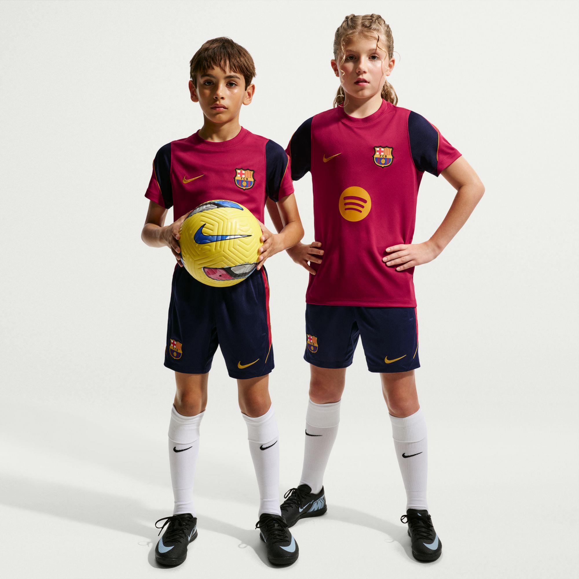 Nike Youth FC Barcelona Navy 2026 Shorts product image