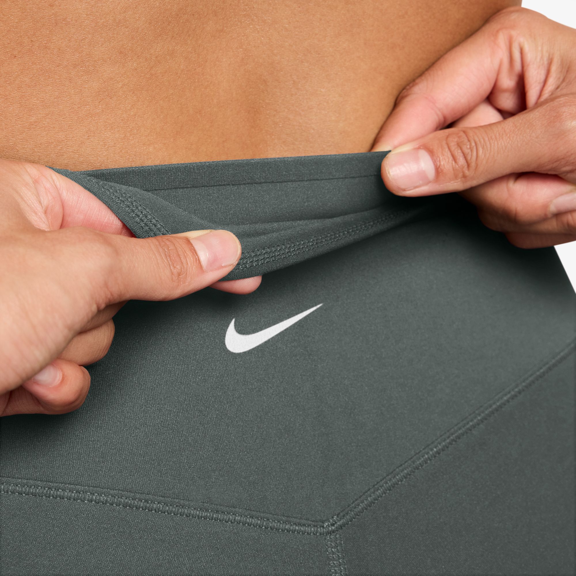 Nike Women's Zenvy High-Waisted 7/8 Leggings with No Front Seam product image