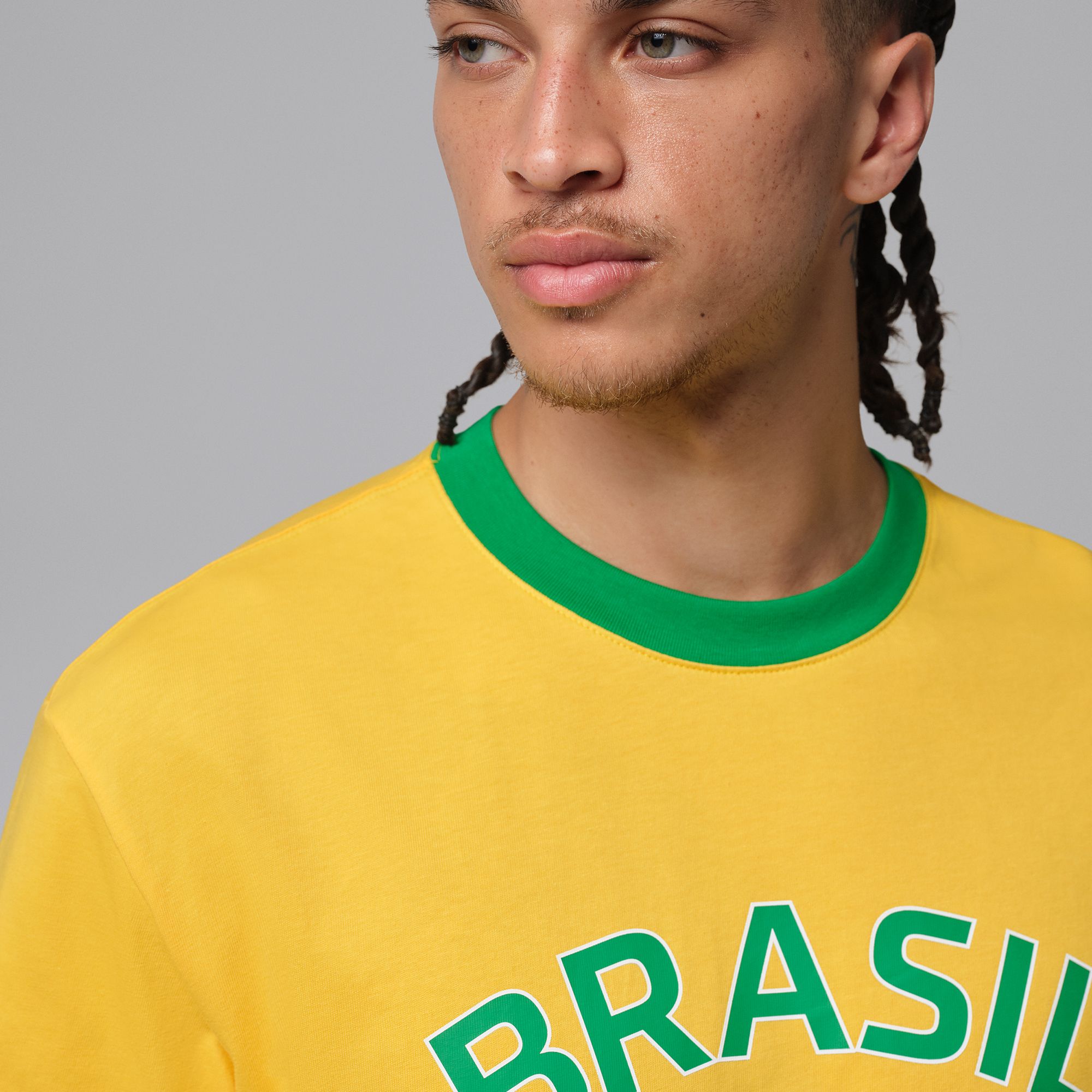 Jordan Men's Air Jordan 85 Brazil Graphic T-Shirt product image