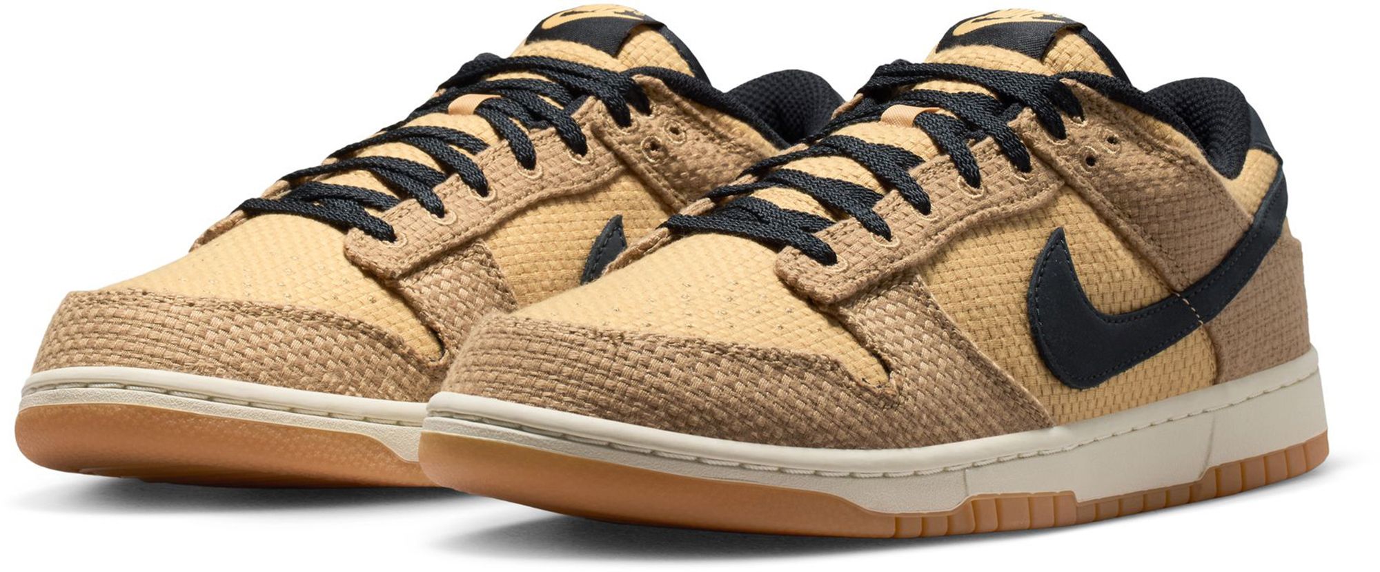Nike Men's Dunk Low Shoes product image