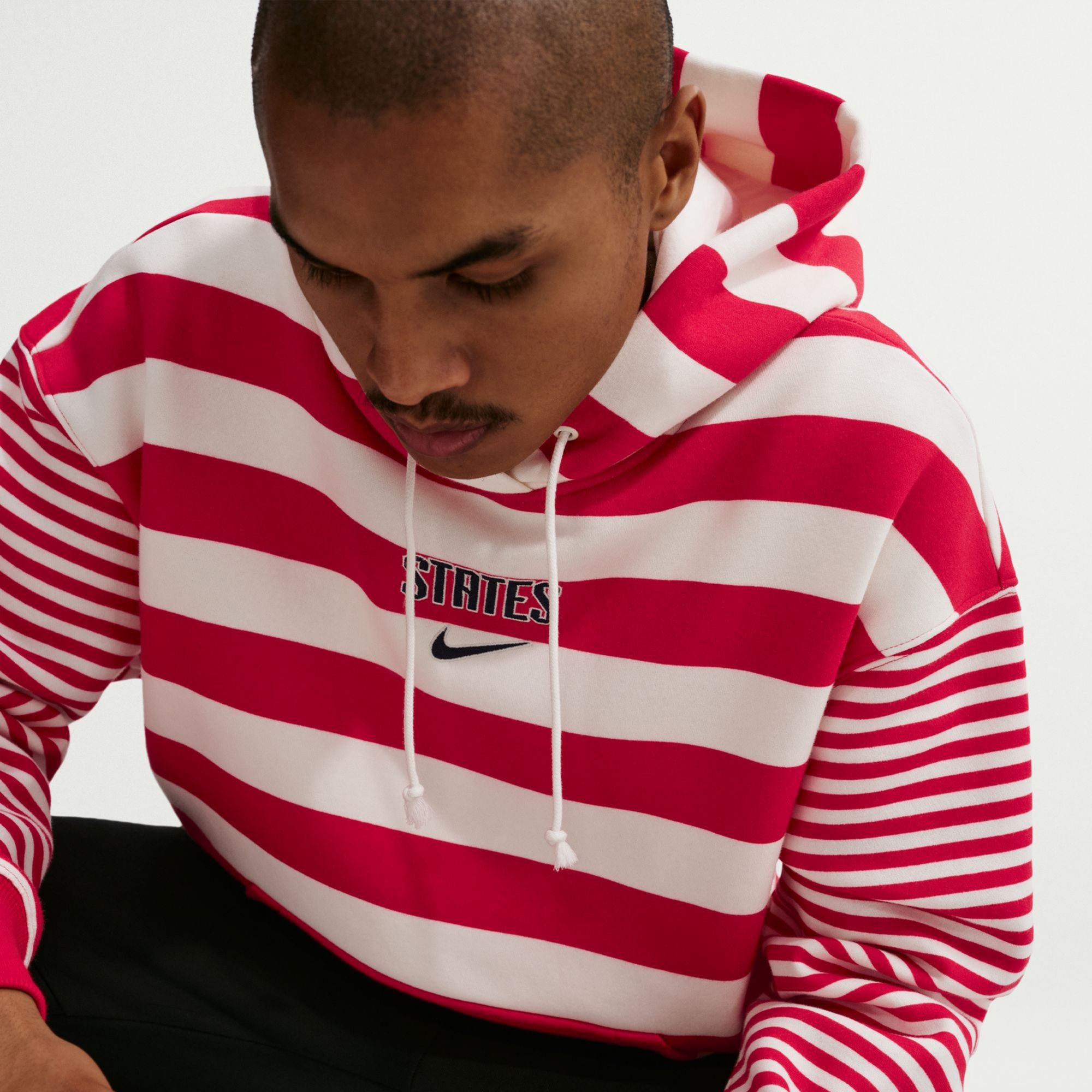 Nike Women's USMNT 2026 Alternate Club Pullover Hoodie product image