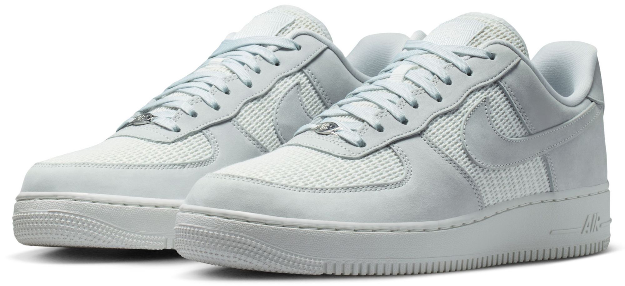 Nike Men's Air Force 1 '07 LV8 Shoes product image