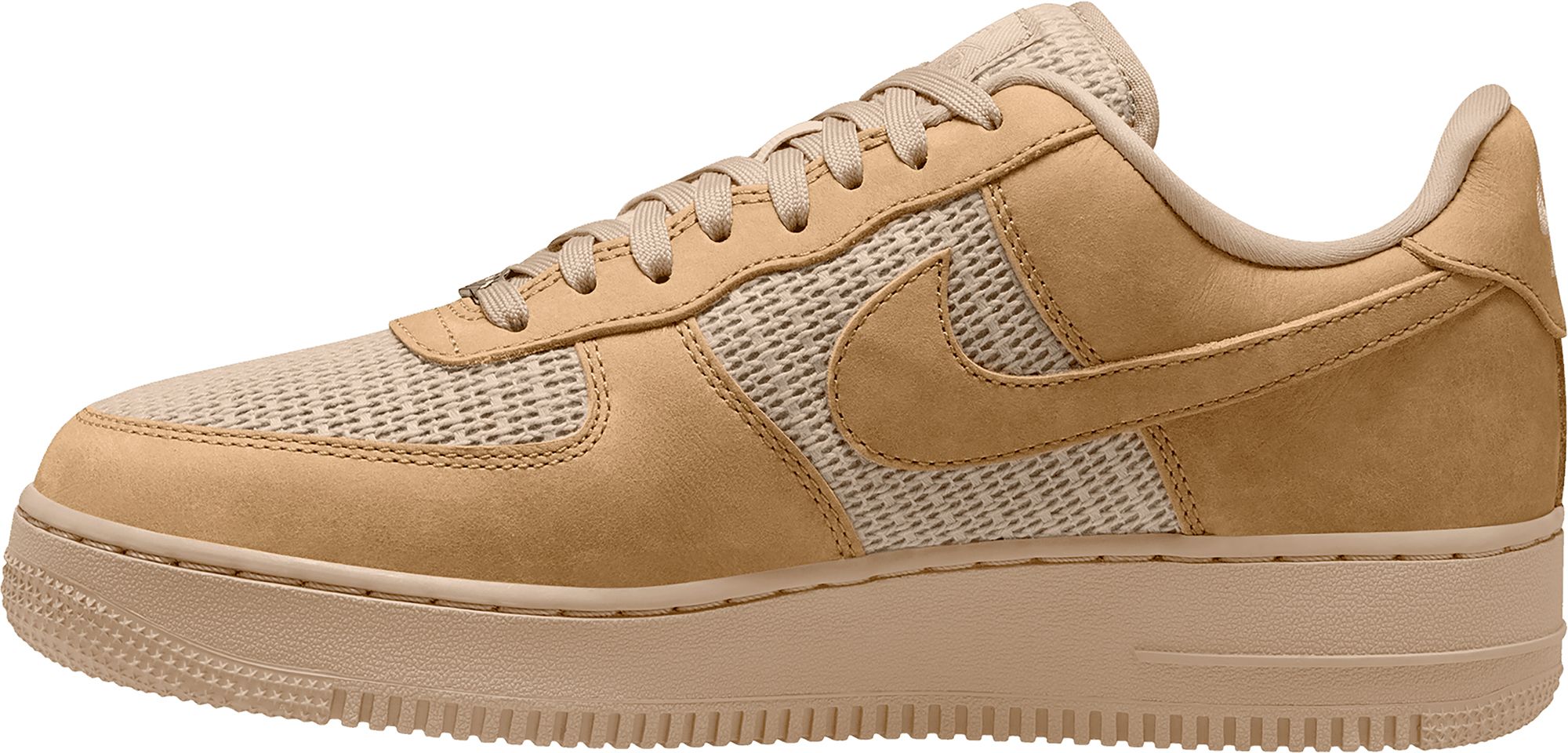 Nike Men's Air Force 1 '07 LV8 Shoes product image