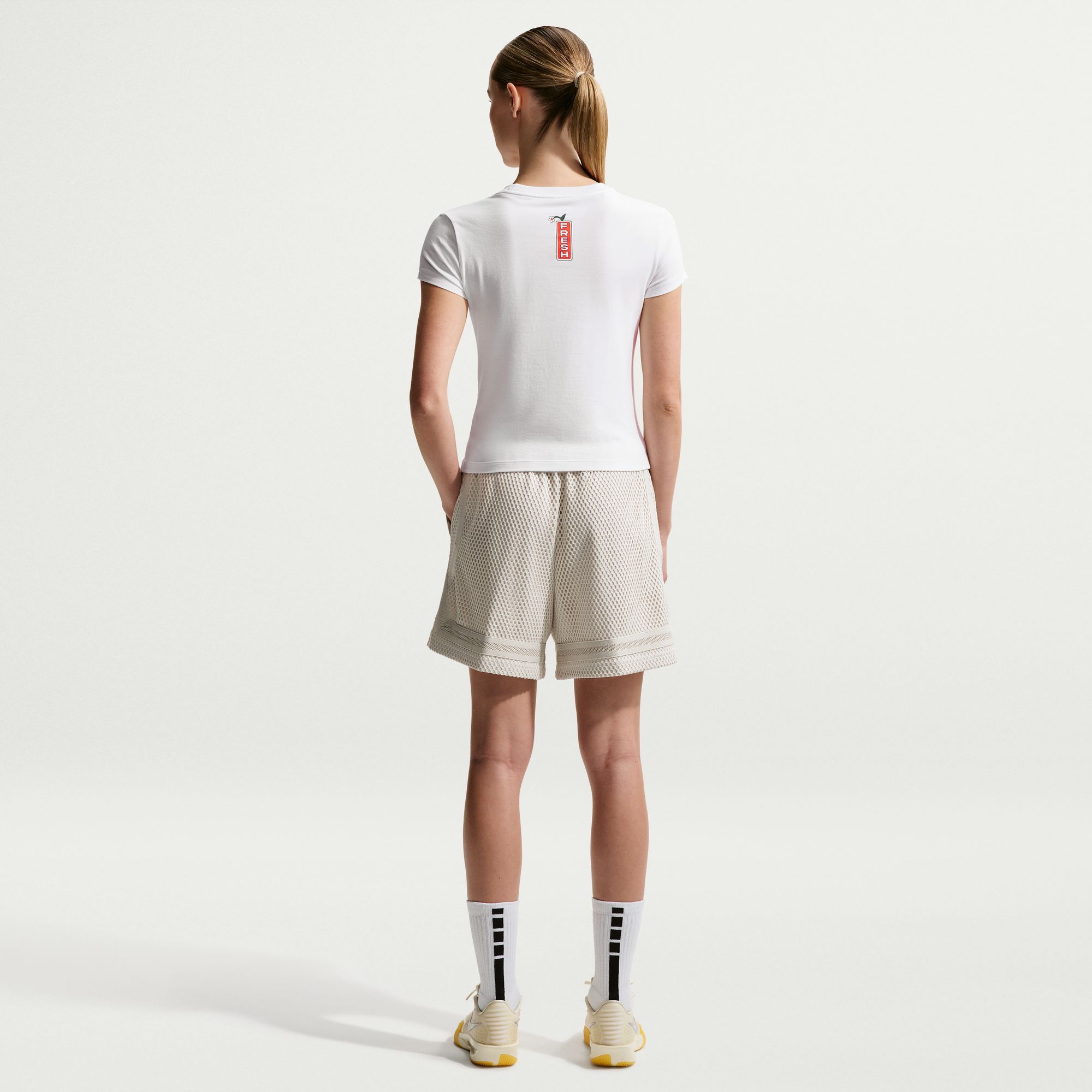 Nike Women's Flower Shop Graphic Cropped T-Shirt product image