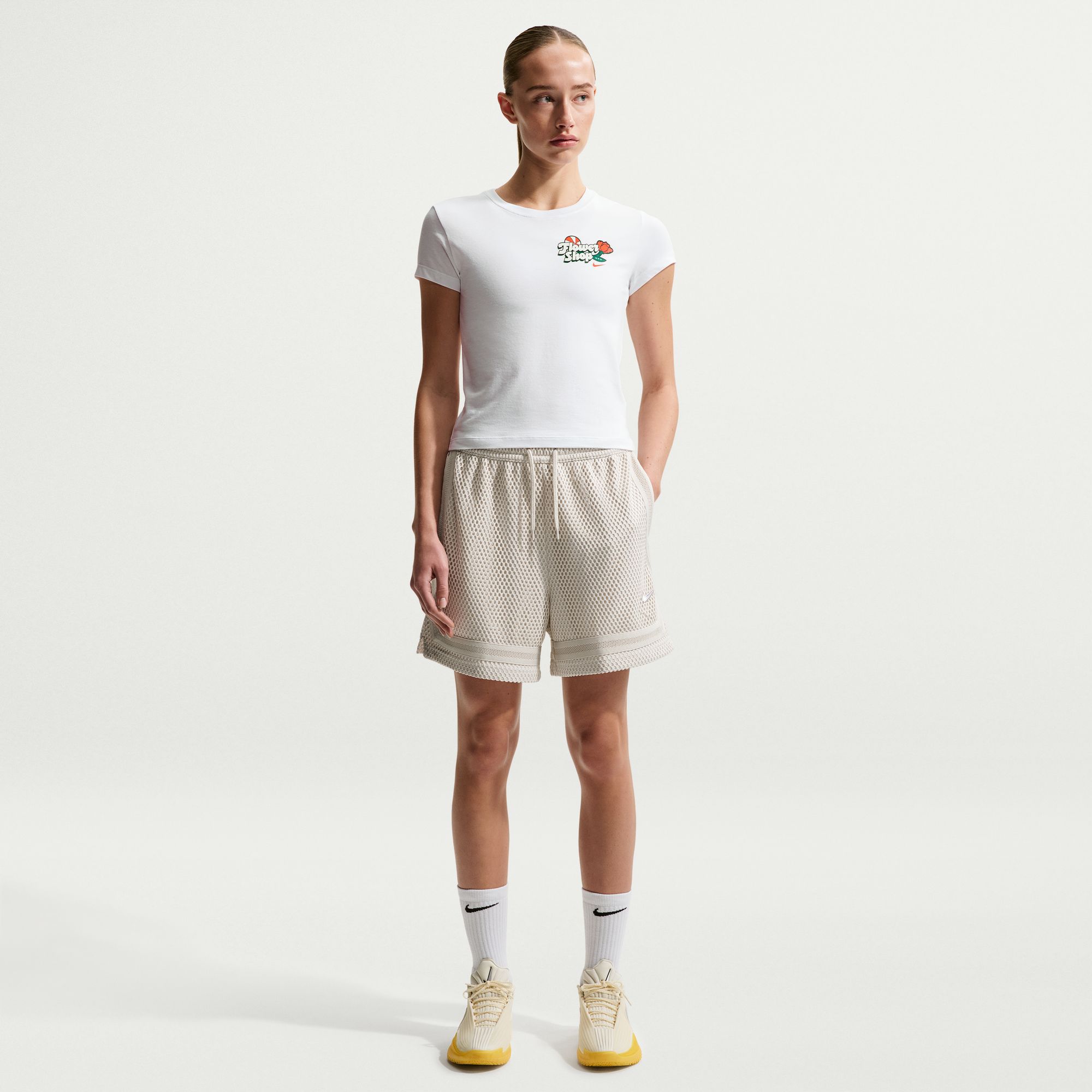 Nike Women's Flower Shop Graphic Cropped T-Shirt product image