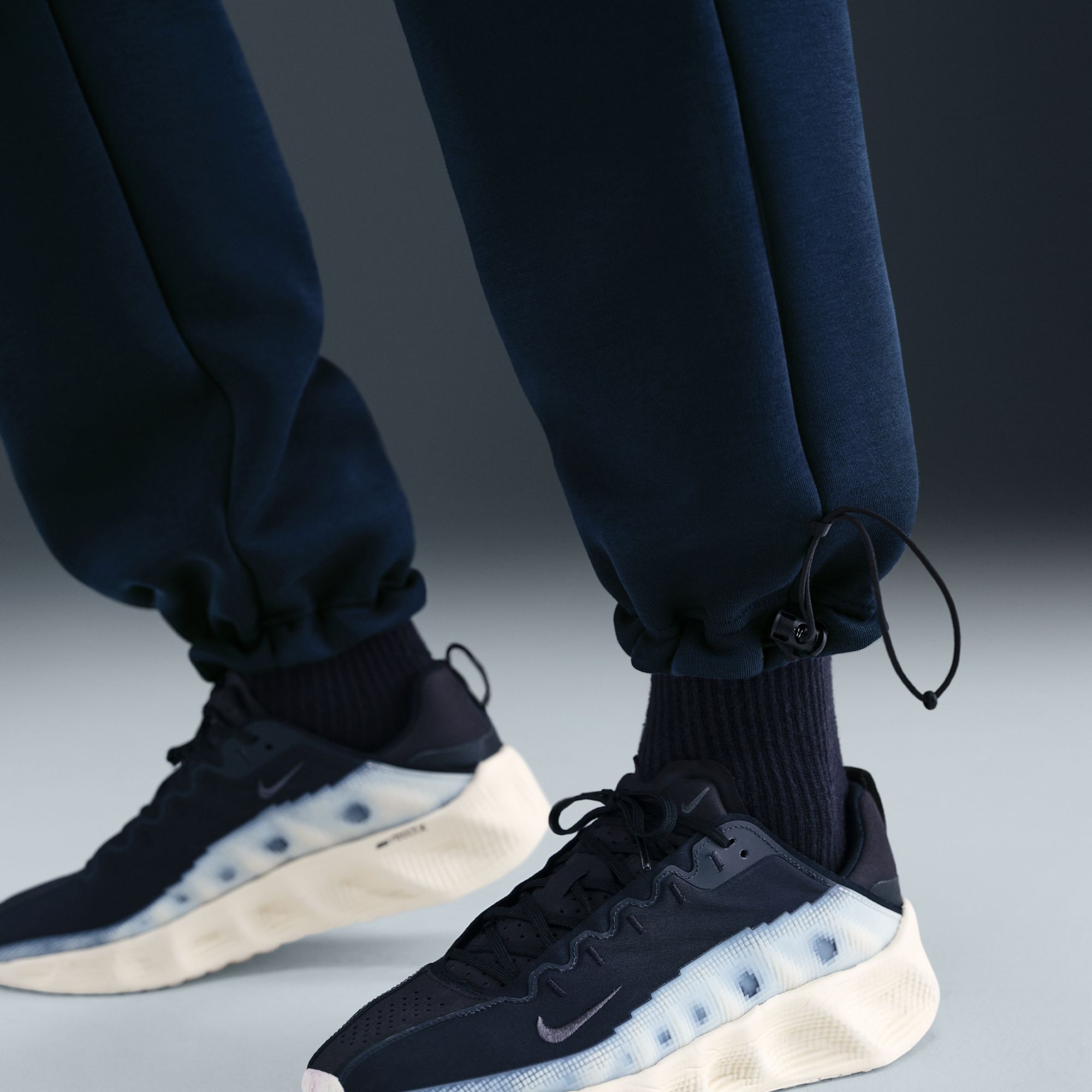 Nike Men's Tech Fleece Open-Hem Pants product image