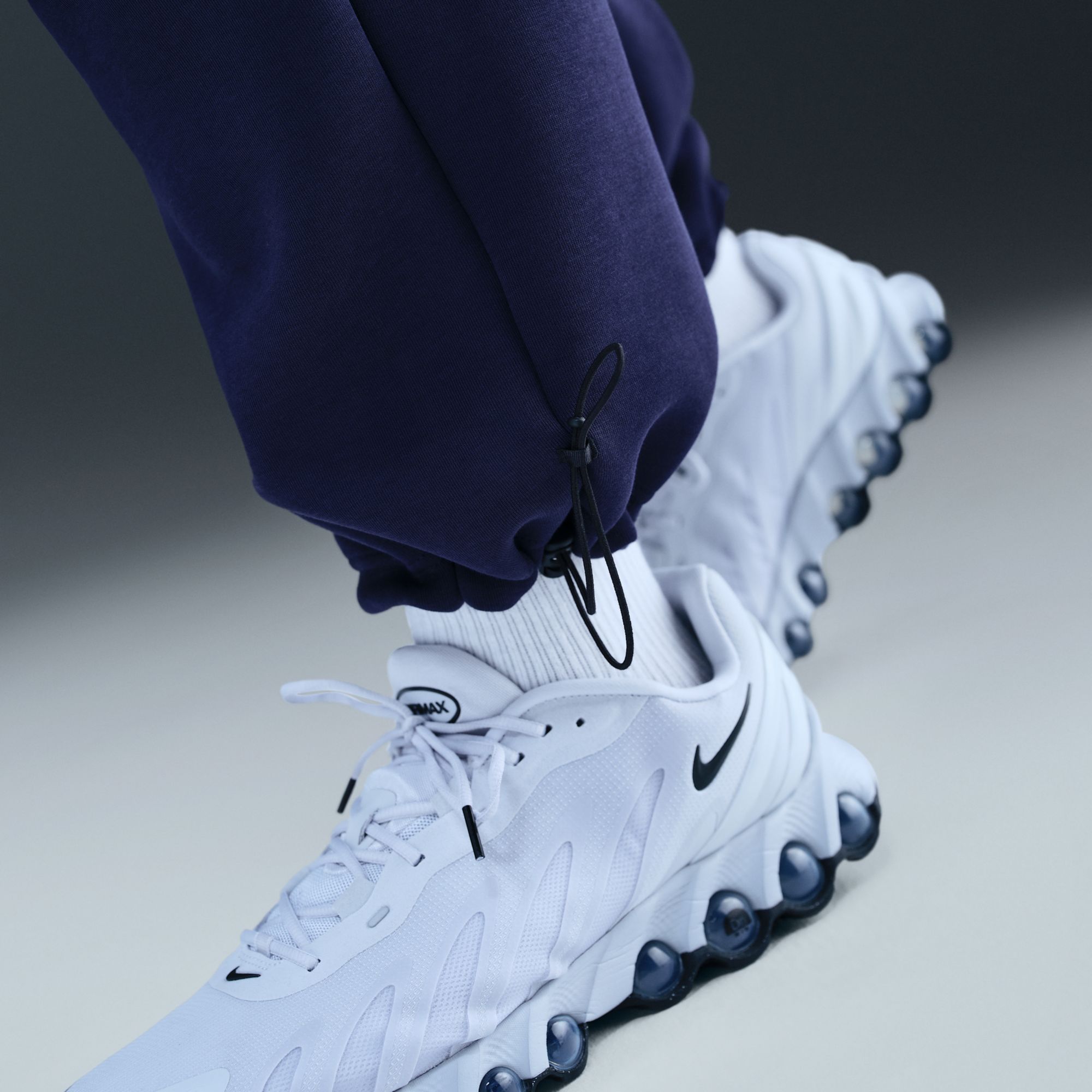 Nike Men's Tech Fleece Open-Hem Pants product image