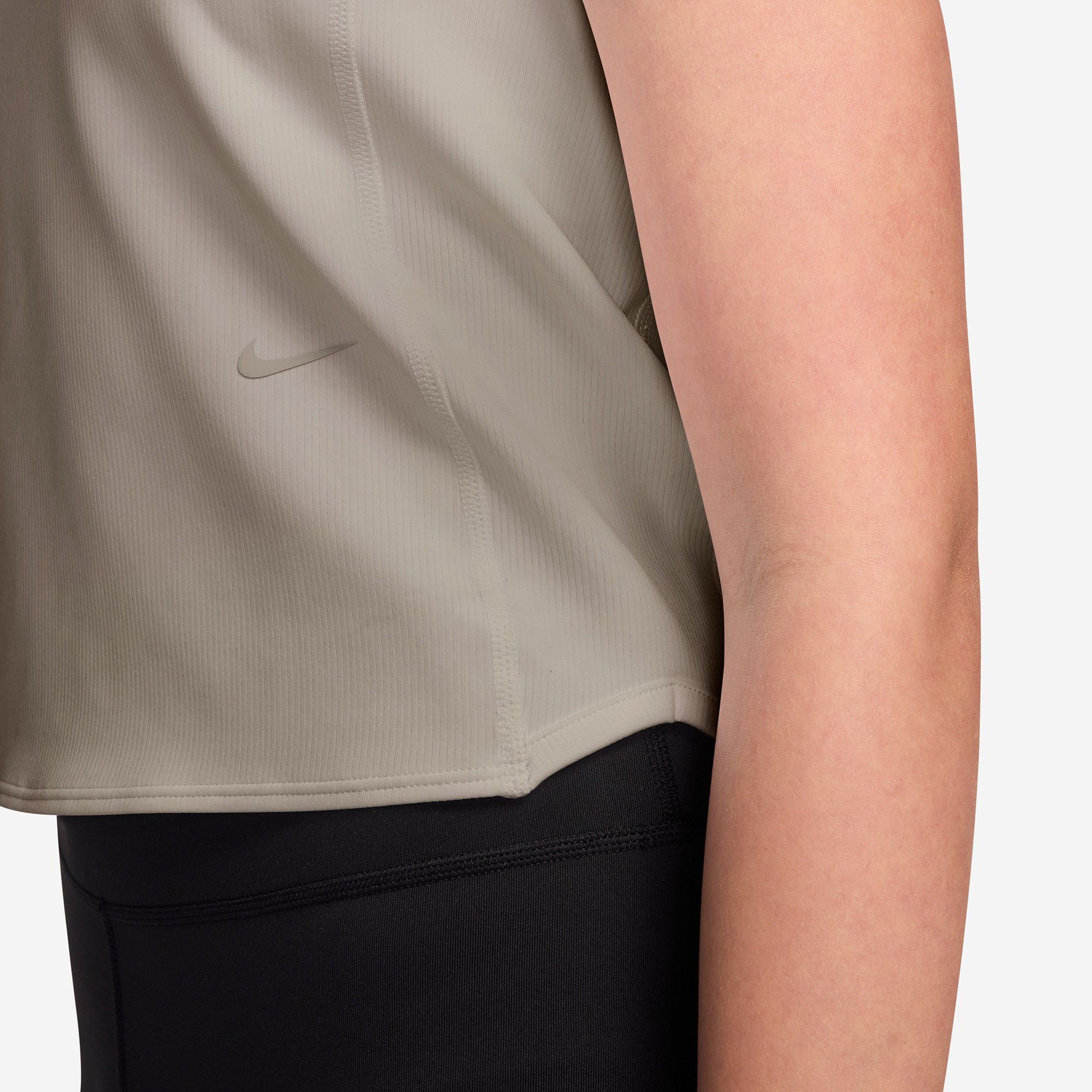 Nike Girls' MAVN Dri-FIT Knit Tank Top product image