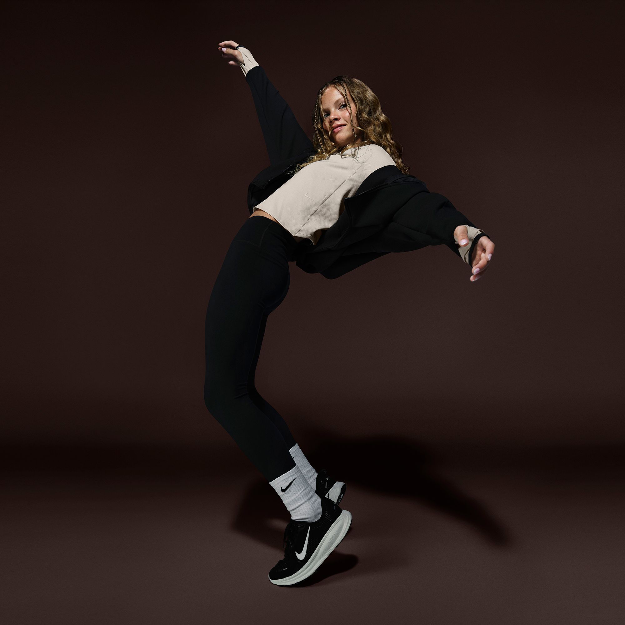 Nike Girls' MAVN Dri-FIT High-Rise Leggings product image