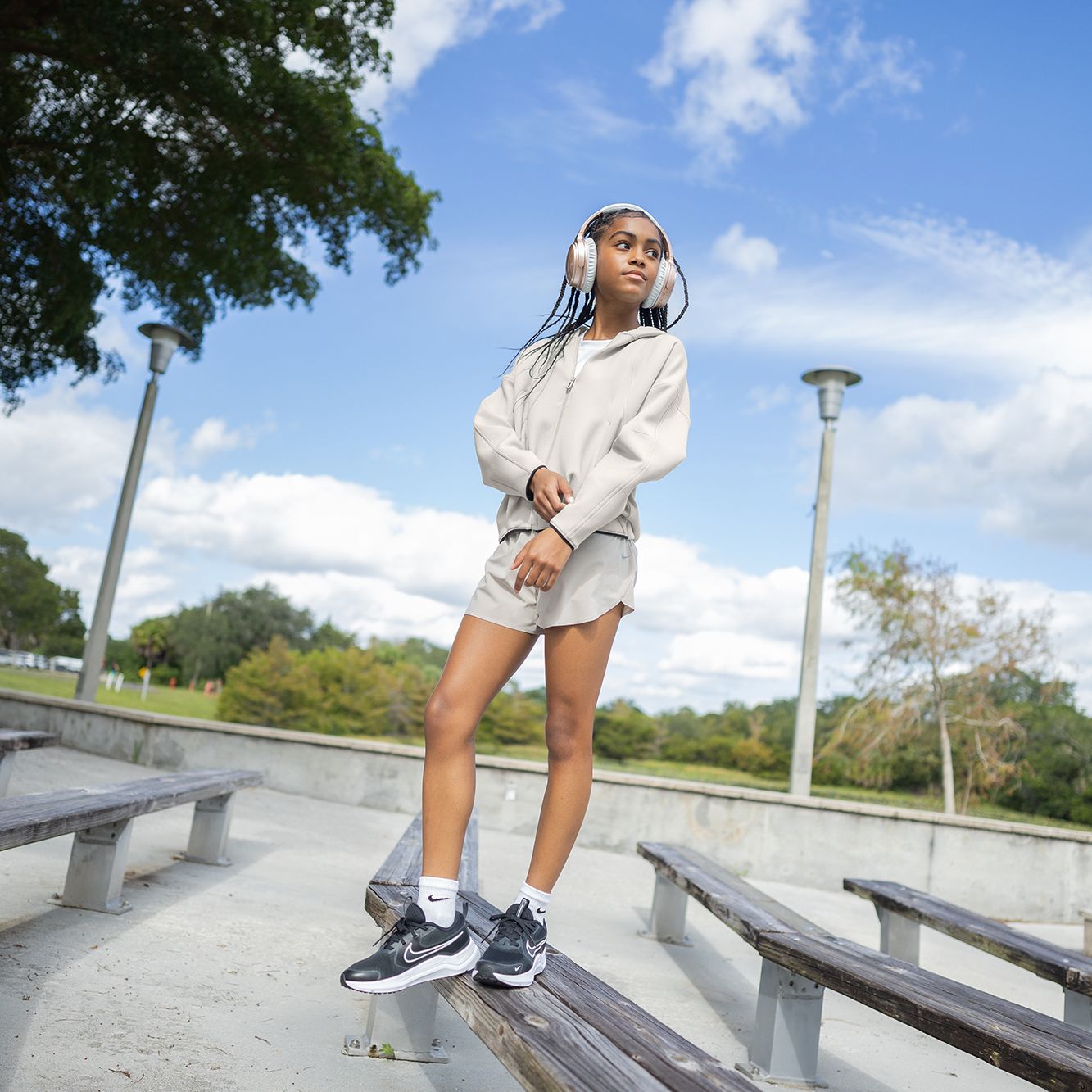 Nike Girls' MAVN Therma-FIT Knit Full-Zip Hoodie product image