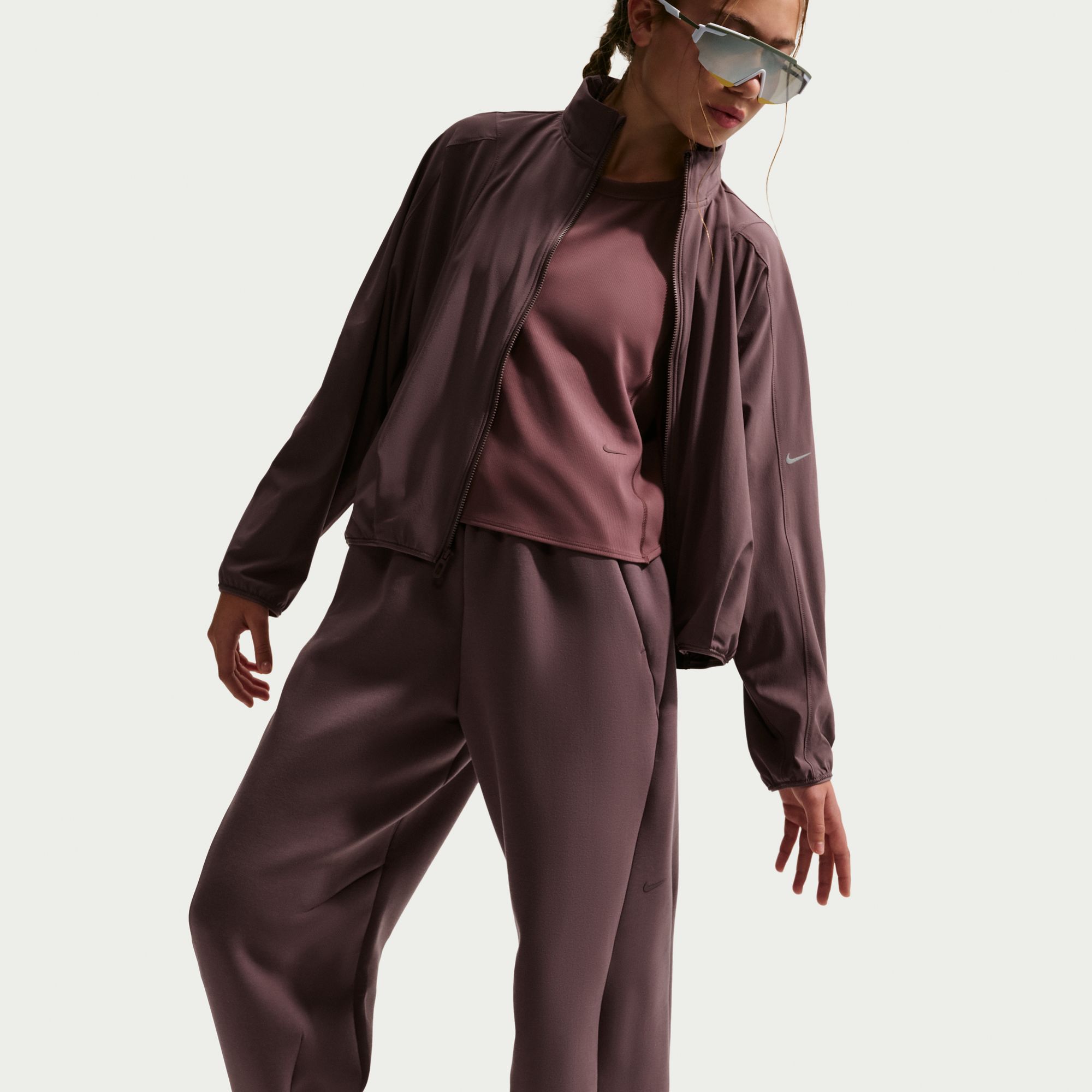 Nike Girls' MAVN High-Rise Therma-FIT Knit Pants product image