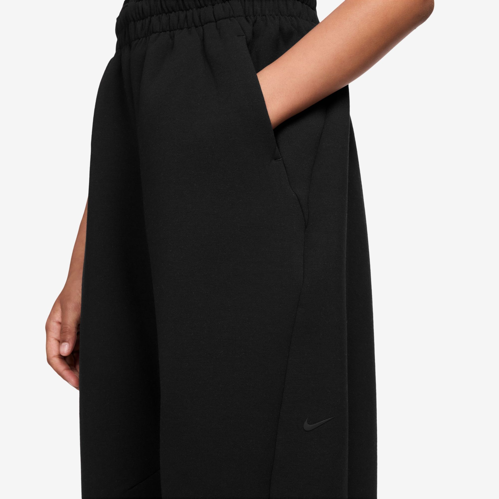Nike Girls' MAVN High-Rise Therma-FIT Knit Pants product image