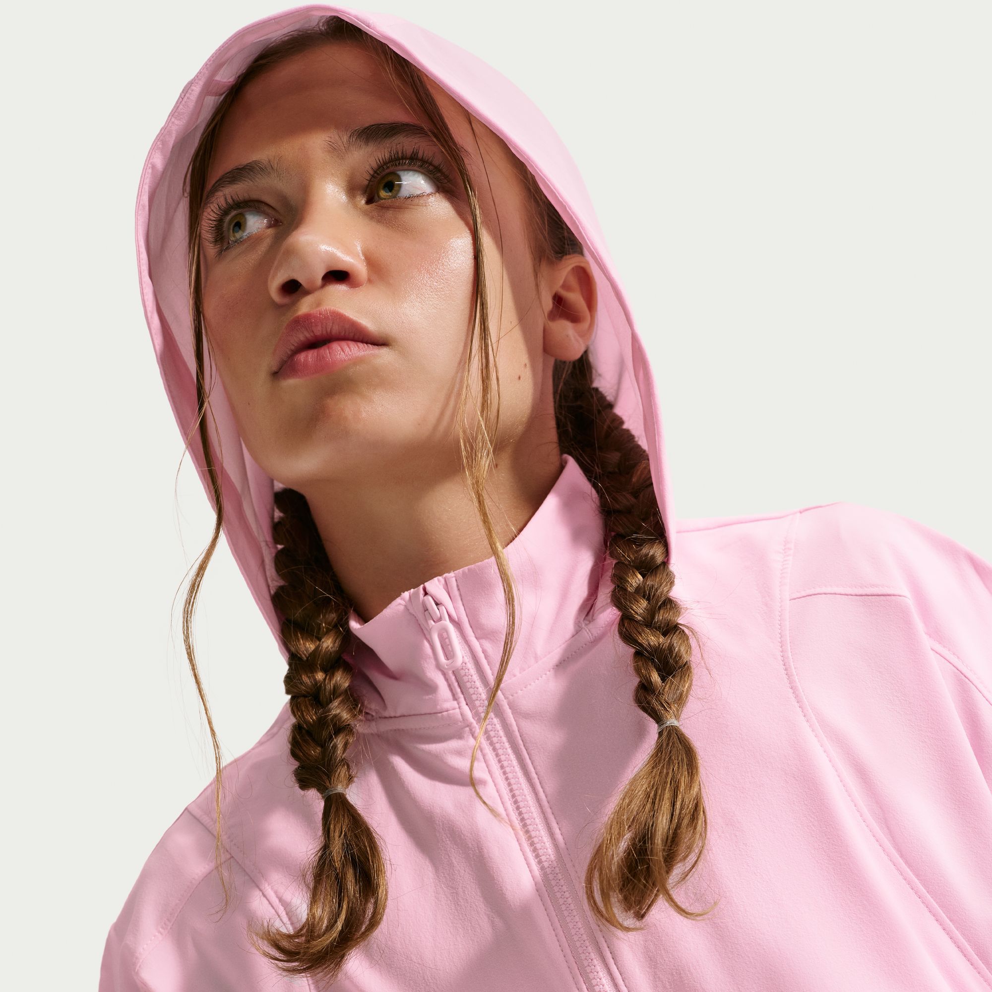 Nike Girls' MAVN Water-Repellent UV Woven Jacket product image