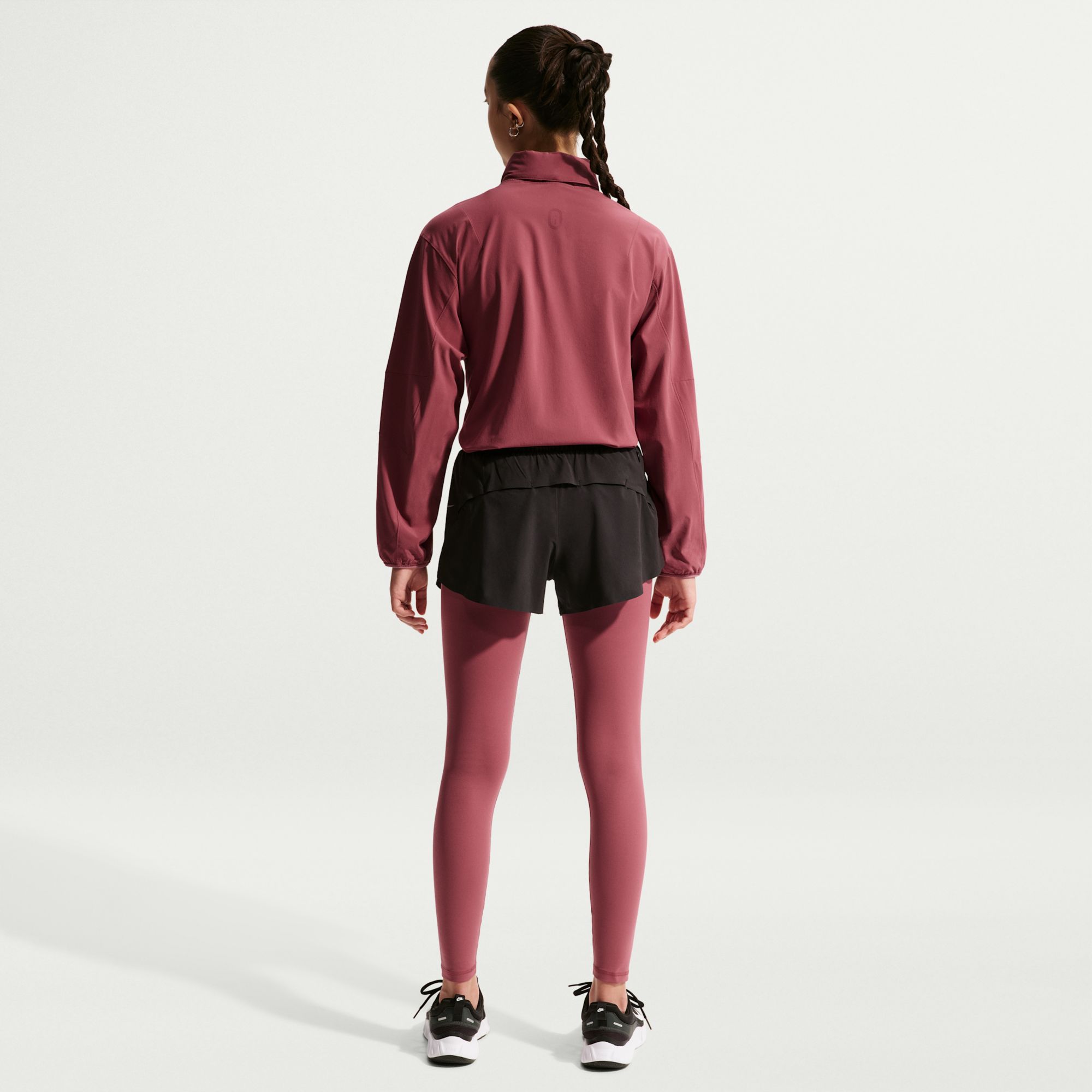 Nike Girls' MAVN Water-Repellent UV Woven Jacket product image