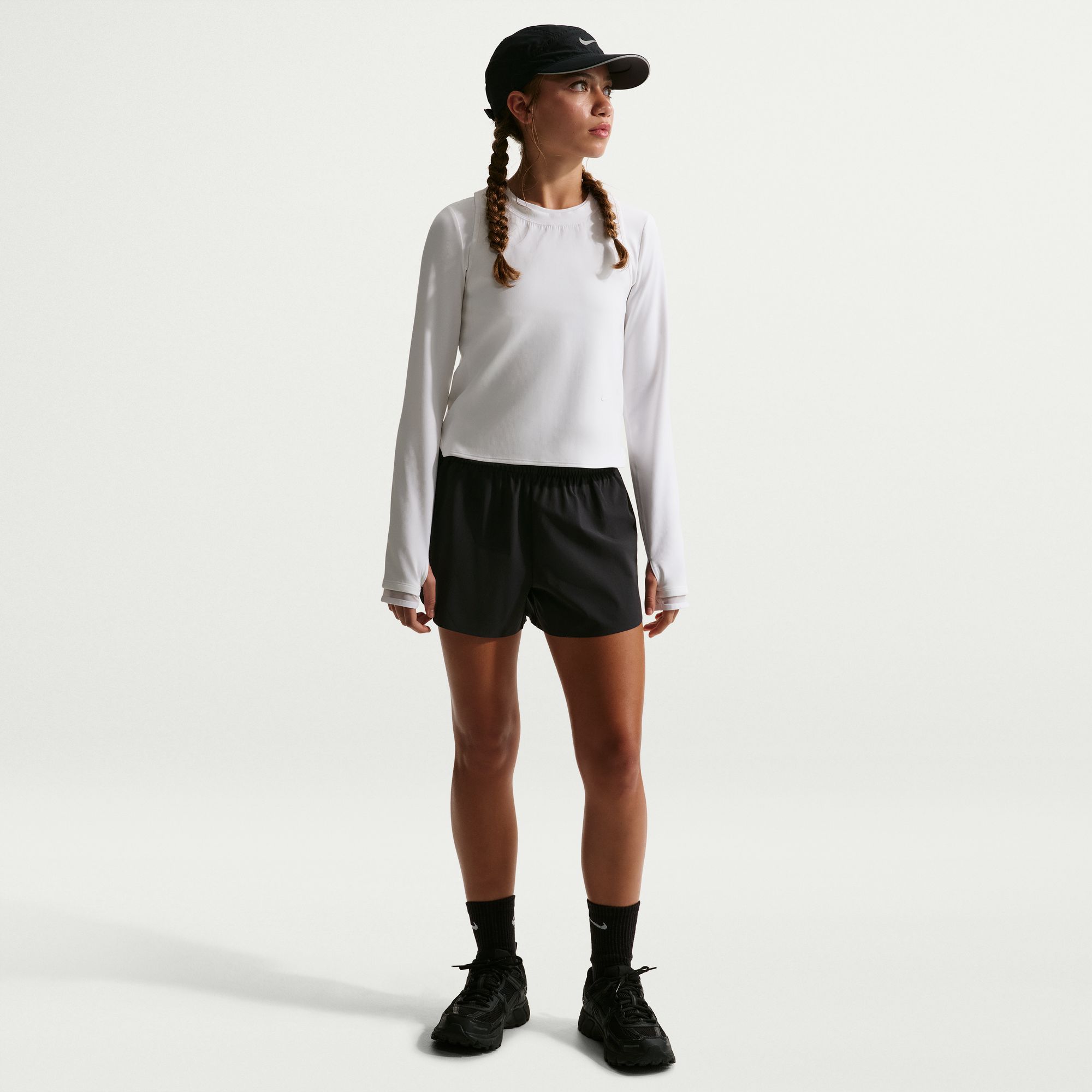 Nike Girls' MAVN Dri-FIT Woven 3" Shorts product image