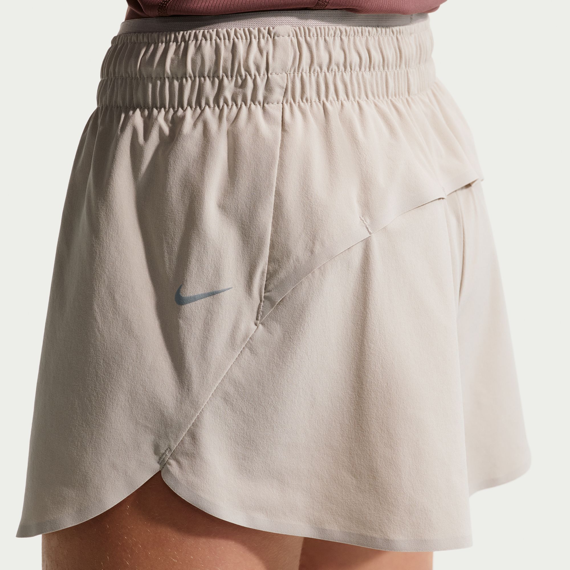 Nike Girls' MAVN Dri-FIT Woven 3" Shorts product image